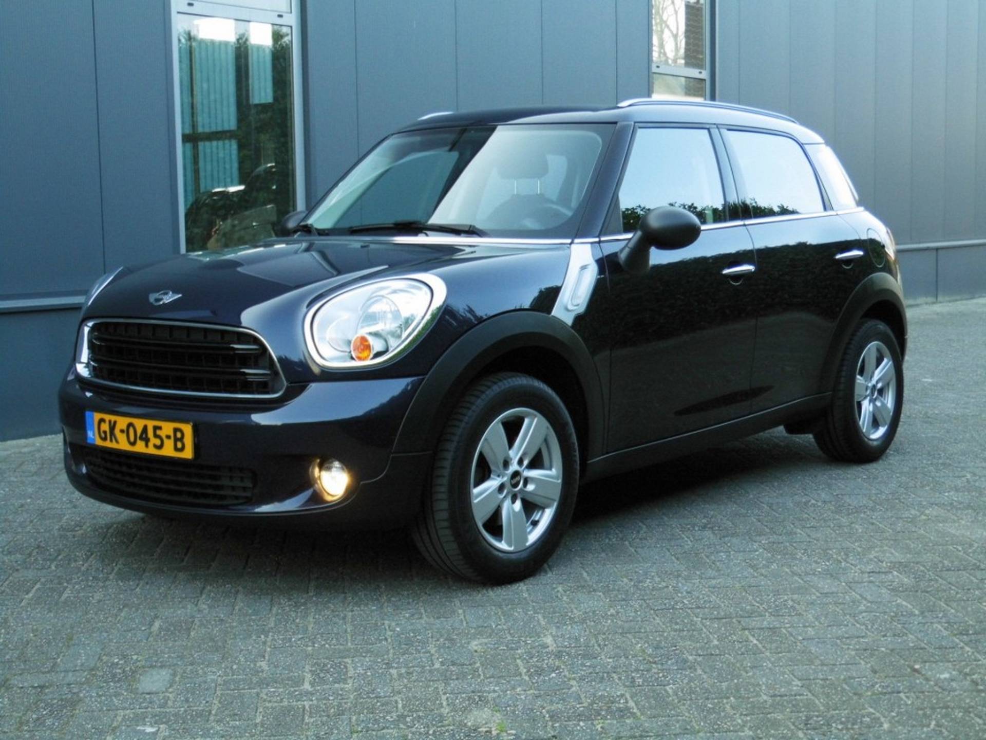 MINI One COUNTRYMAN 1.6 (NAVIGATIE) - 5/30