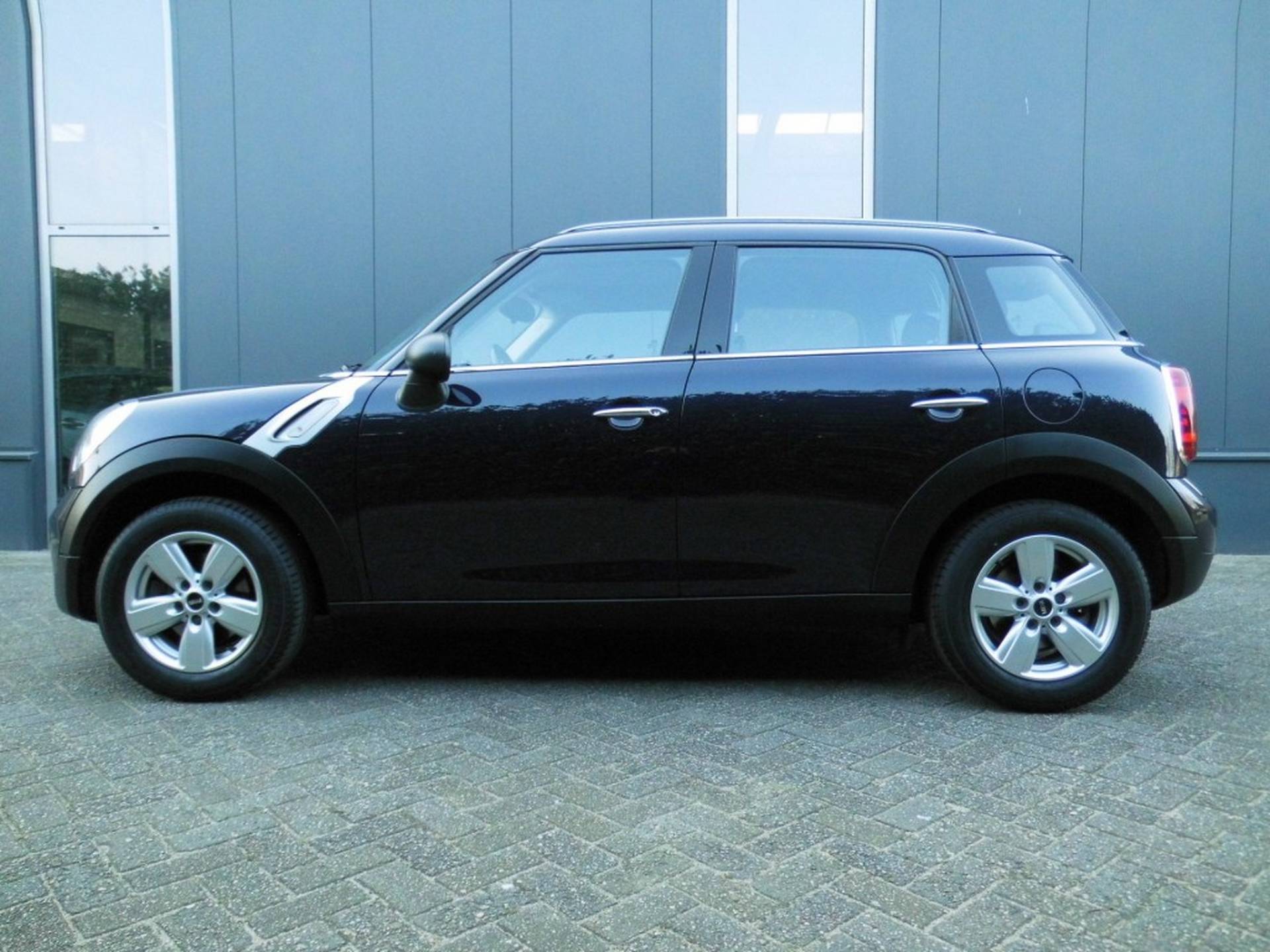 MINI One COUNTRYMAN 1.6 (NAVIGATIE) - 6/30