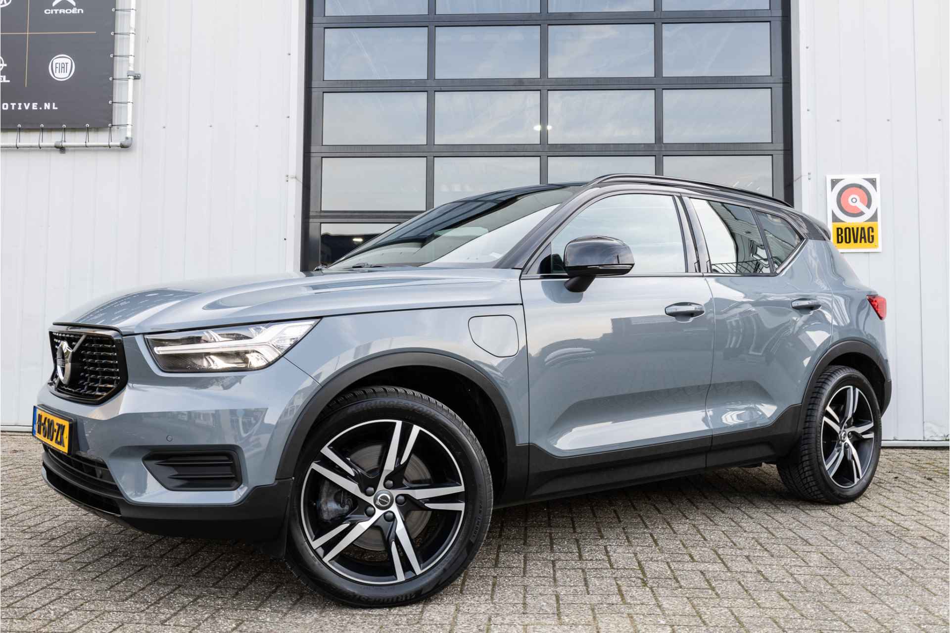 Volvo XC40 1.5 T5 Twin Engine R-Design 262PK ✅Adapt cr contr✅Pilot assist✅Camera - 2/29