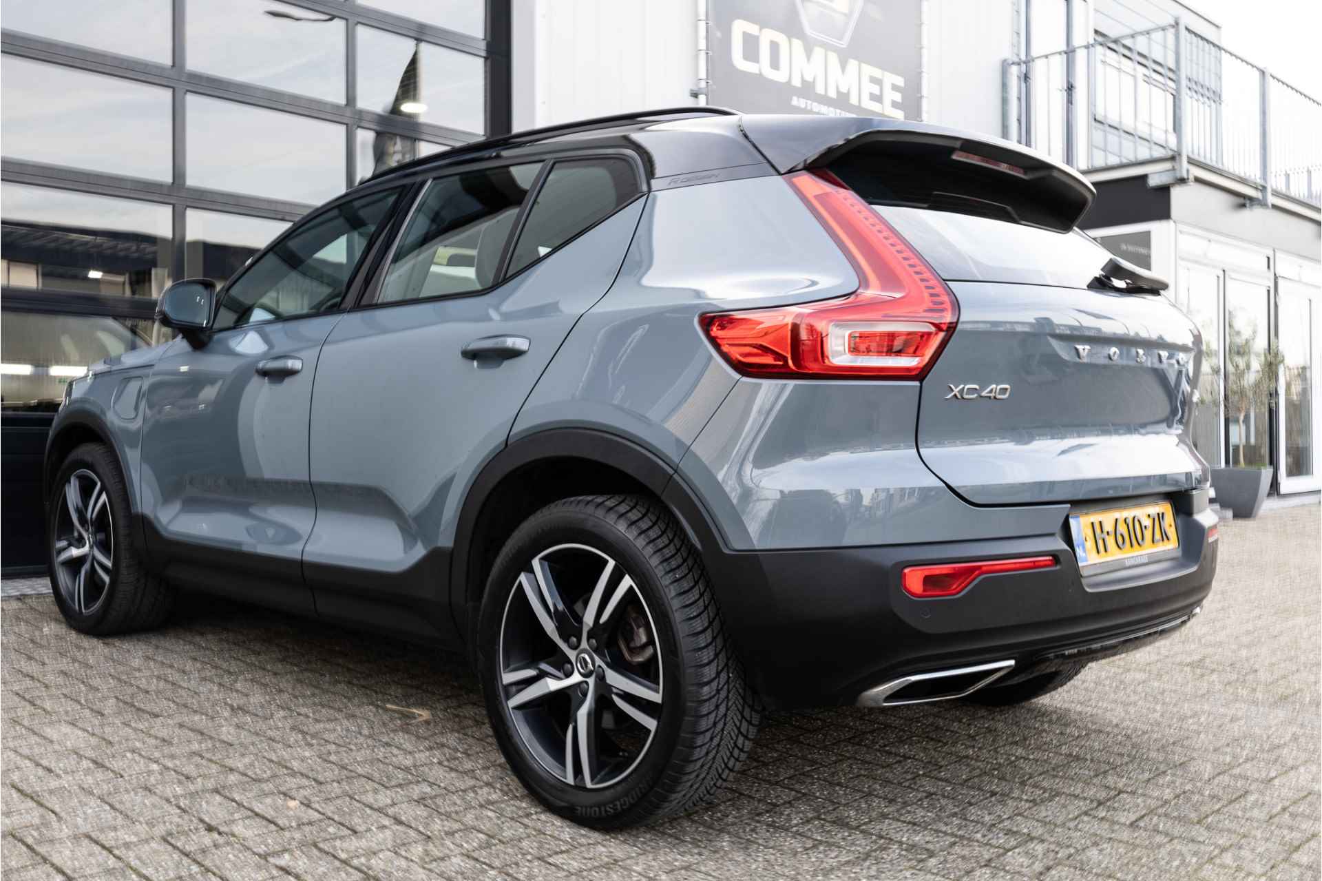 Volvo XC40 1.5 T5 Twin Engine R-Design 262PK ✅Adapt cr contr✅Pilot assist✅Camera - 8/29