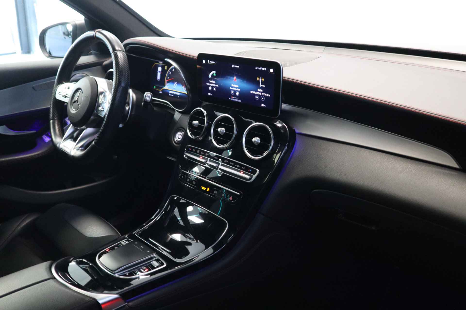 Mercedes-Benz GLC 43 AMG 4MATIC Premium Panoramadak Navigatie Bi-Xenon Burmester - 35/35
