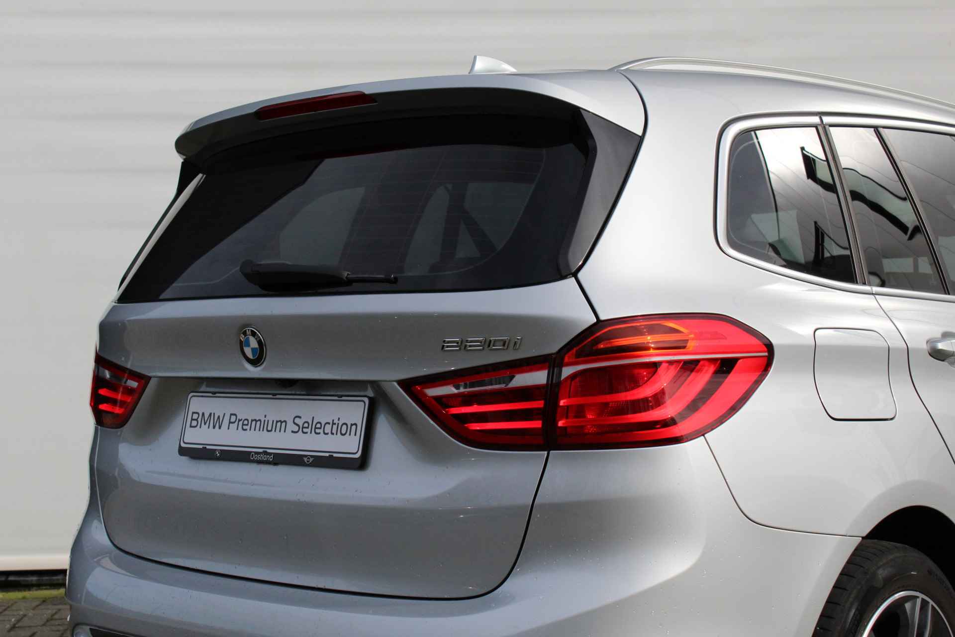 BMW 2 Serie Gran Tourer 220i 7p. Executive Sport Line Automaat / Achteruitrijcamera / Sportstoelen / Adaptieve LED / Park Assistant / Head-Up / Navigatie Plus - 20/27