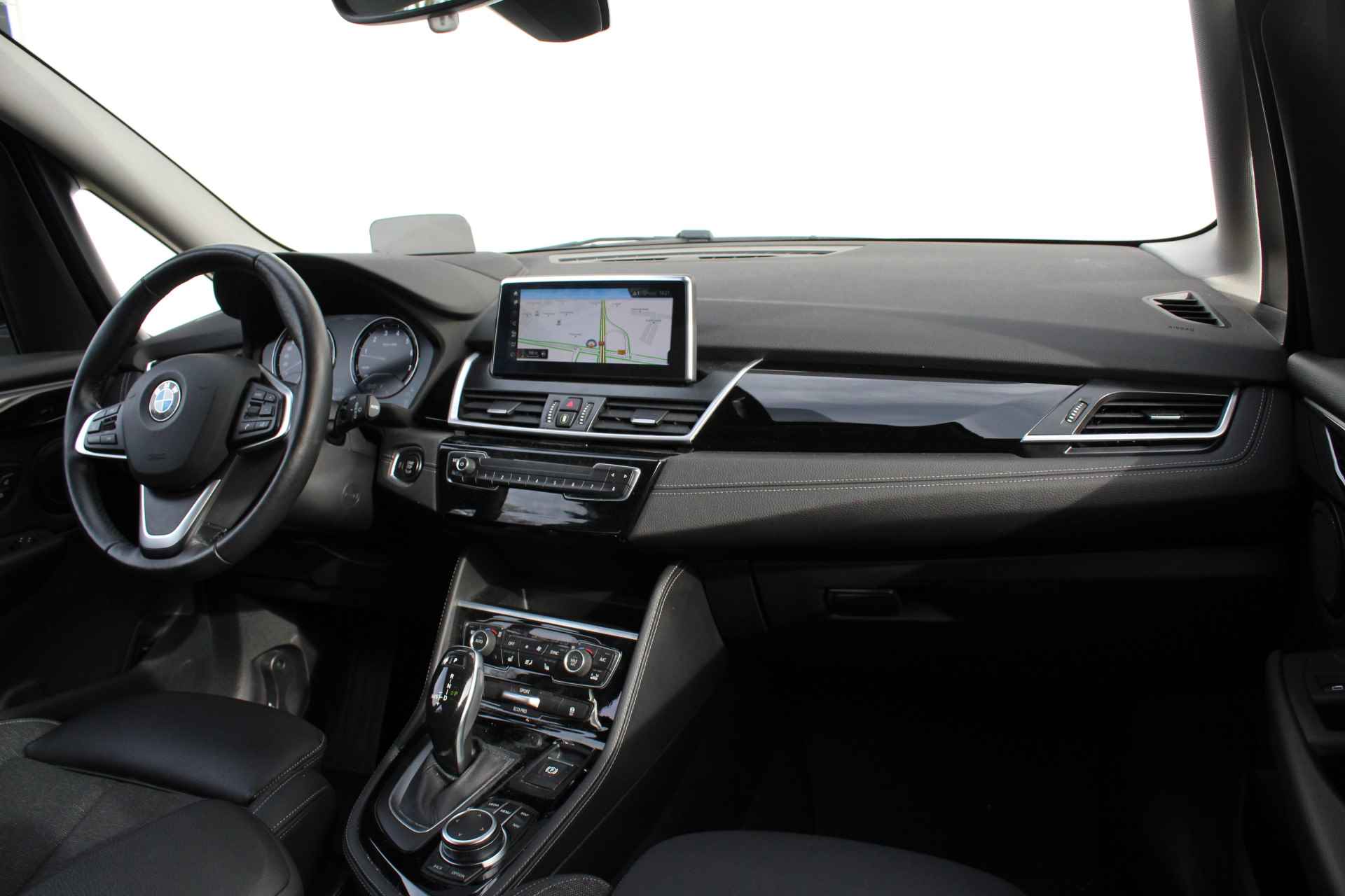 BMW 2 Serie Gran Tourer 220i 7p. Executive Sport Line Automaat / Achteruitrijcamera / Sportstoelen / Adaptieve LED / Park Assistant / Head-Up / Navigatie Plus - 27/27