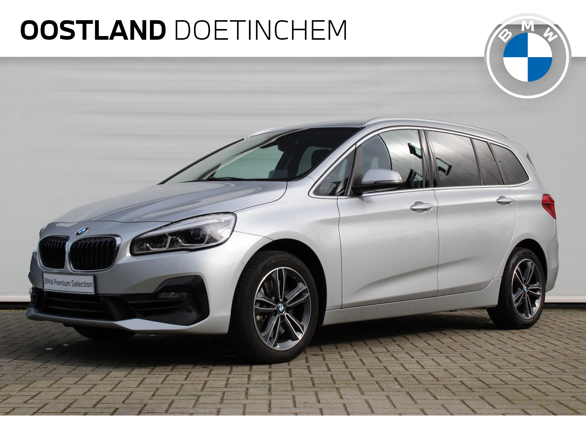 BMW 2 Serie Gran Tourer 220i 7p. Executive Sport Line Automaat / Achteruitrijcamera / Sportstoelen / Adaptieve LED / Park Assistant / Head-Up / Navigatie Plus bij viaBOVAG.nl
