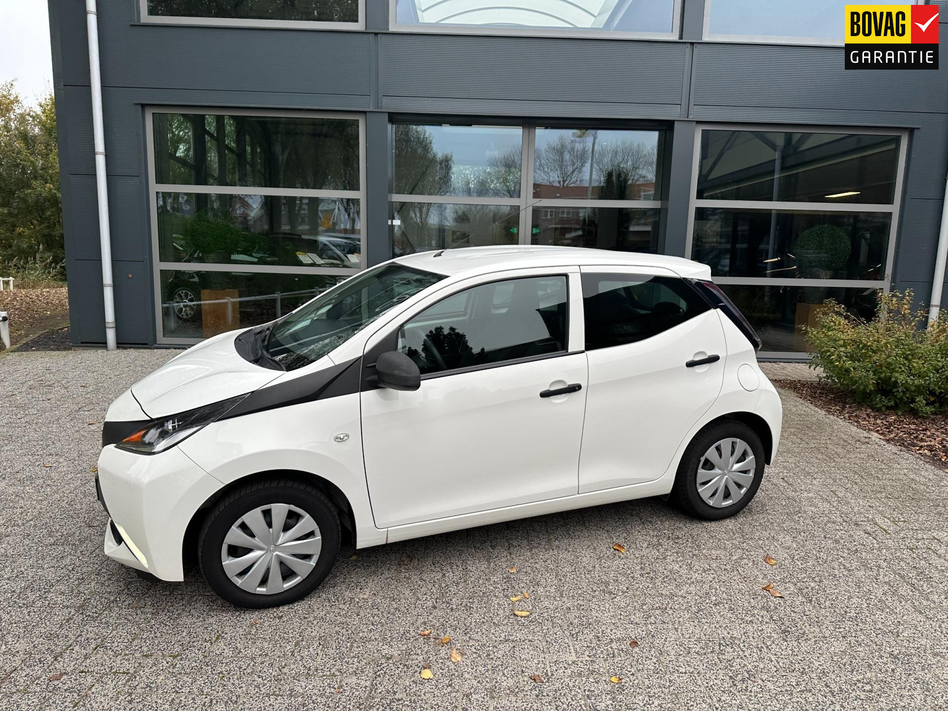 Toyota Aygo 1.0 VVT-i x-fun airco