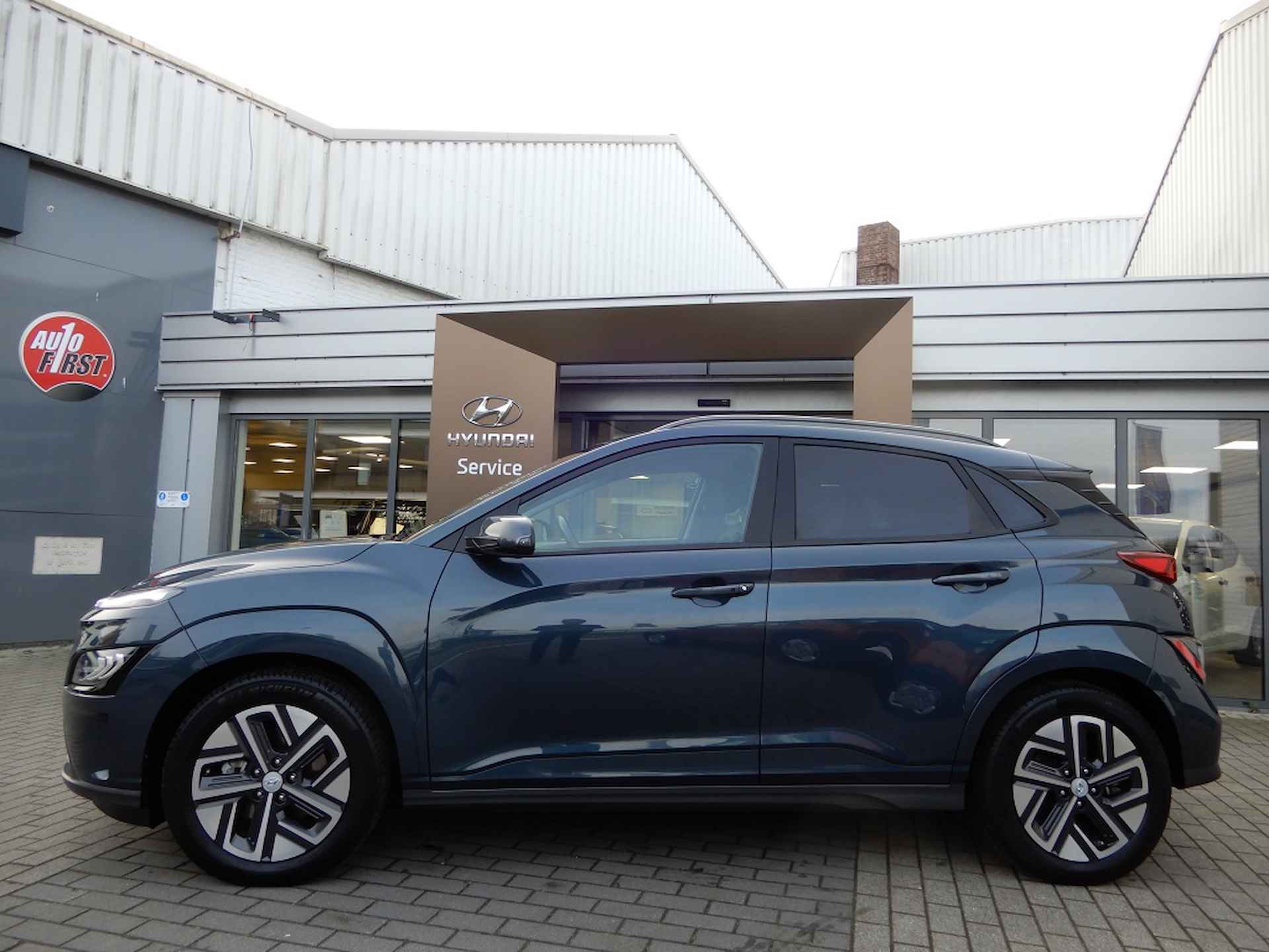 Hyundai Kona EV Premium 64 kWh | 3 fase | Navigatie | Adaptieve cruise contro - 2/31