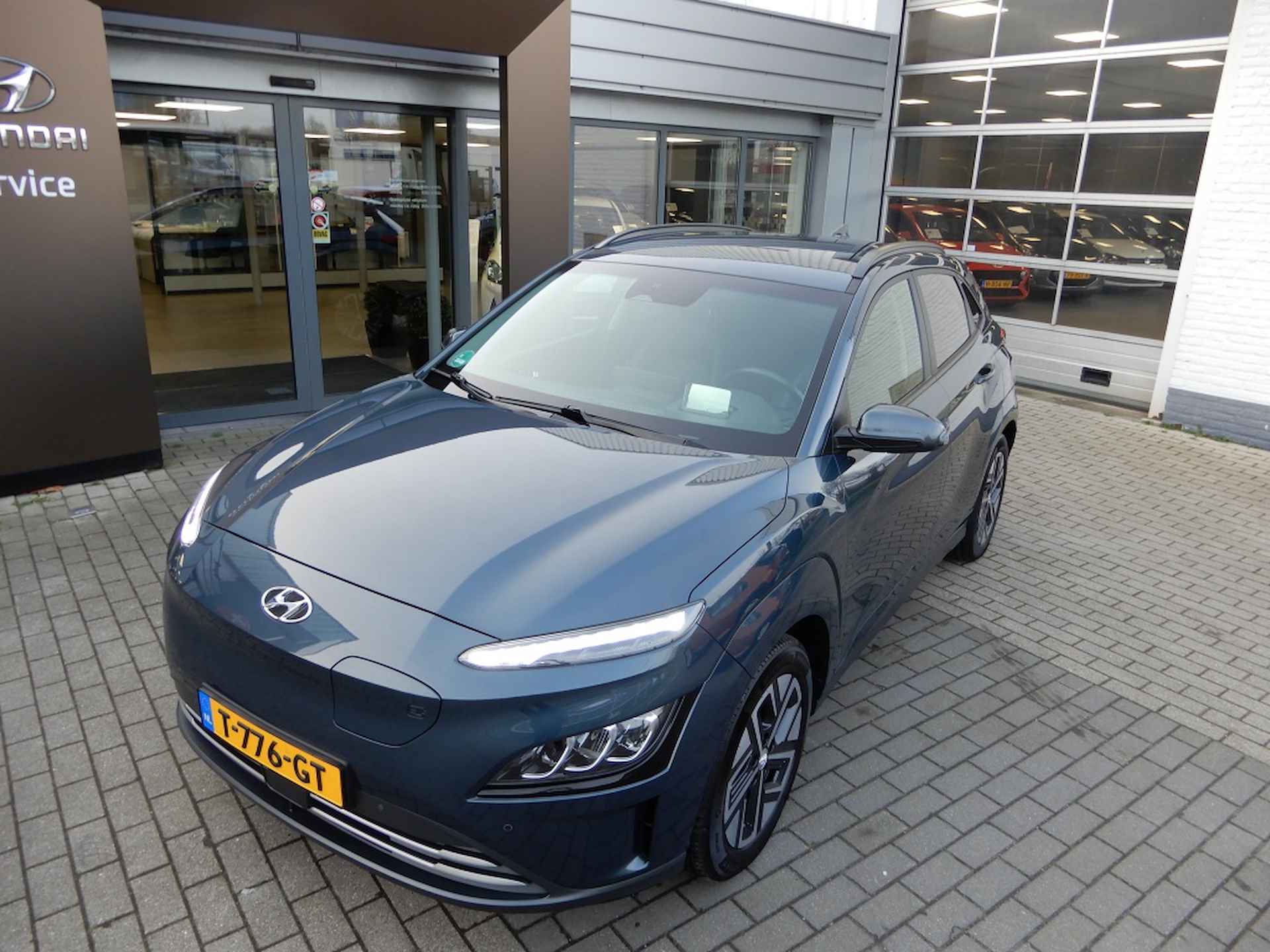 Hyundai Kona EV Premium 64 kWh | 3 fase | Navigatie | Adaptieve cruise contro - 4/31