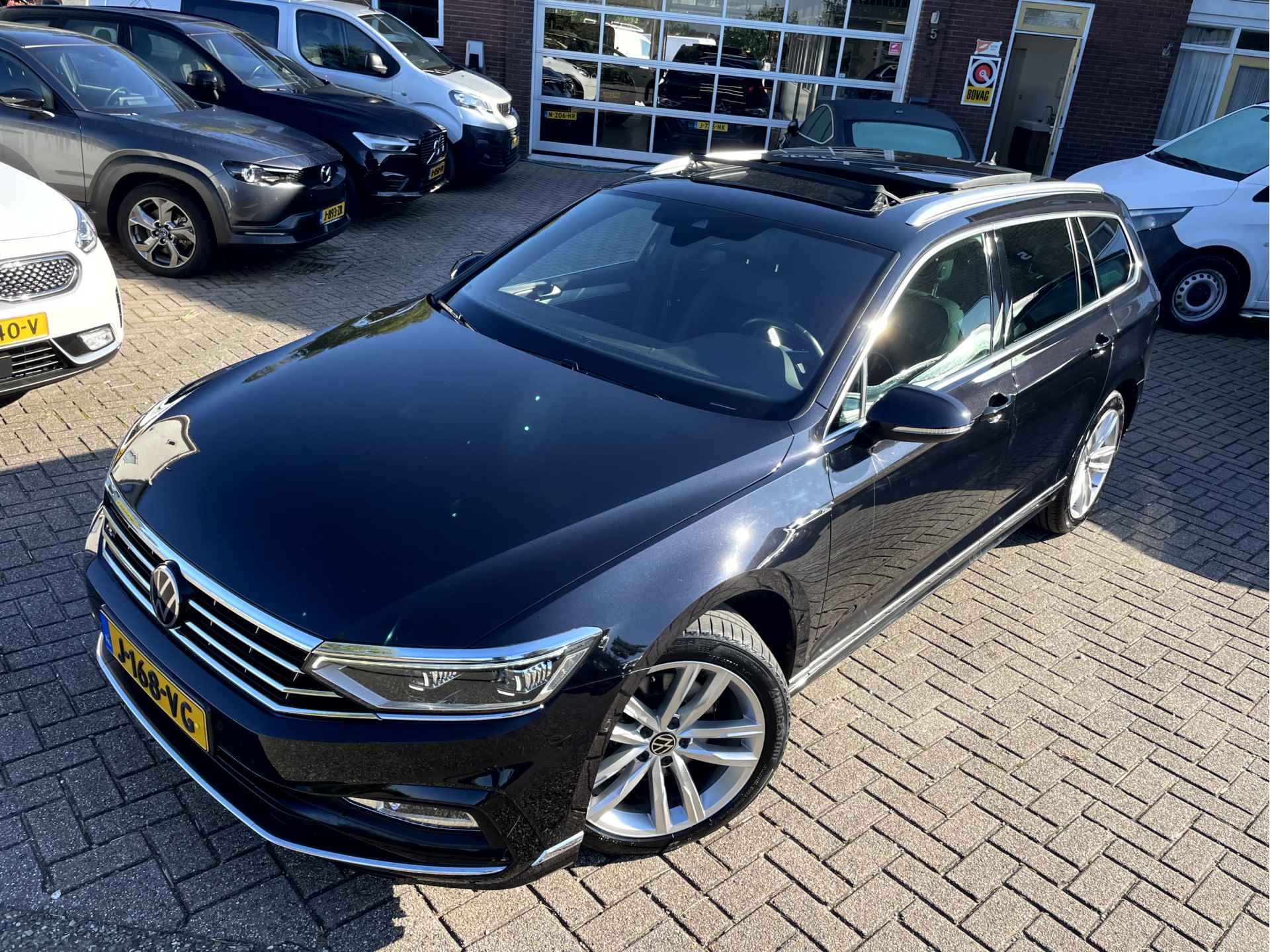 Volkswagen Passat Variant 2.0 TDI R-Line Business + NL. Auto, Vol opties! - 30/36