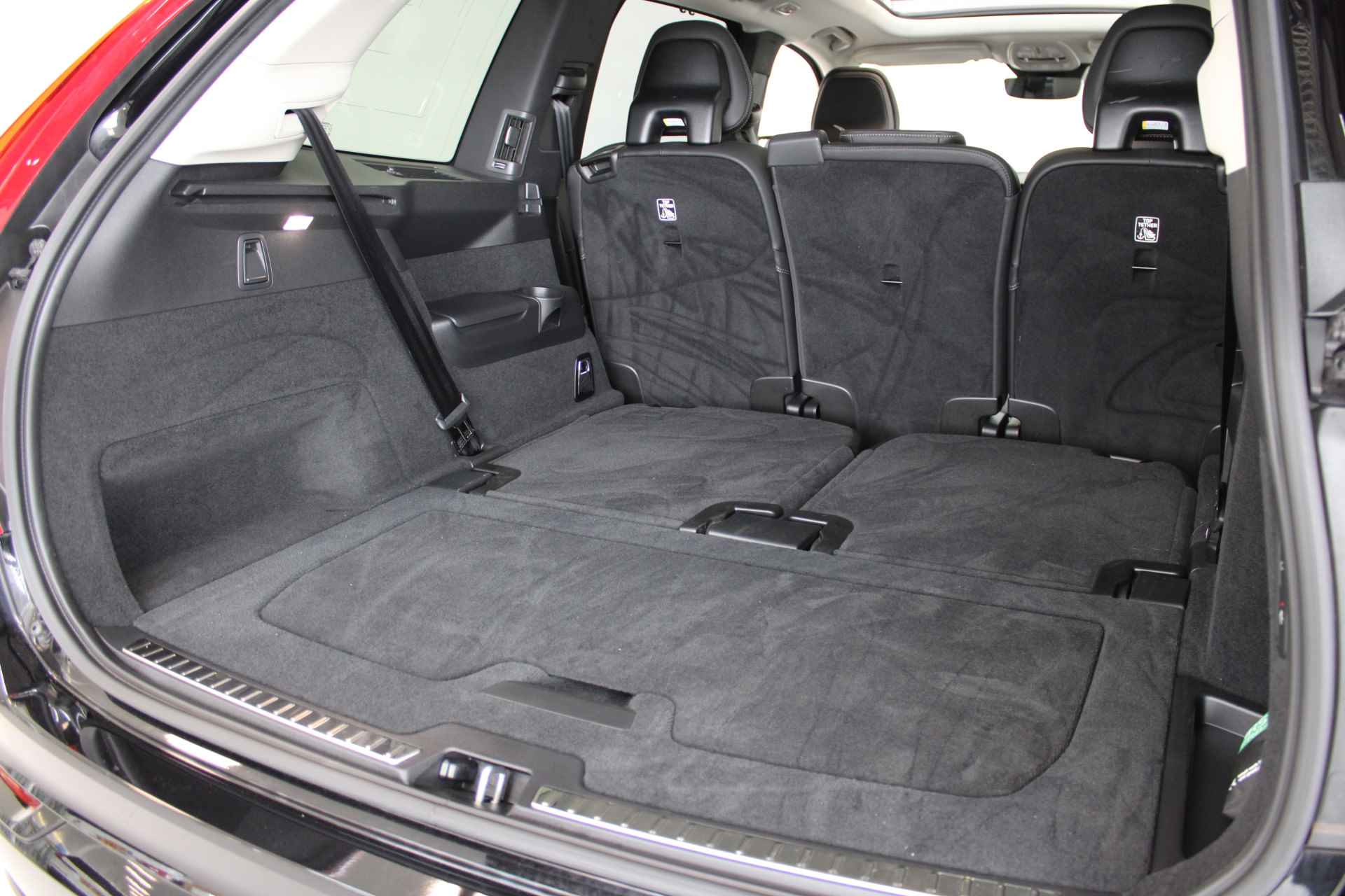 Volvo XC90 T8 455PK Ultra Dark | Full Options! | Massage | Luchtvering | B&W Audio | Trekhaak | Gelam Glas - 81/85