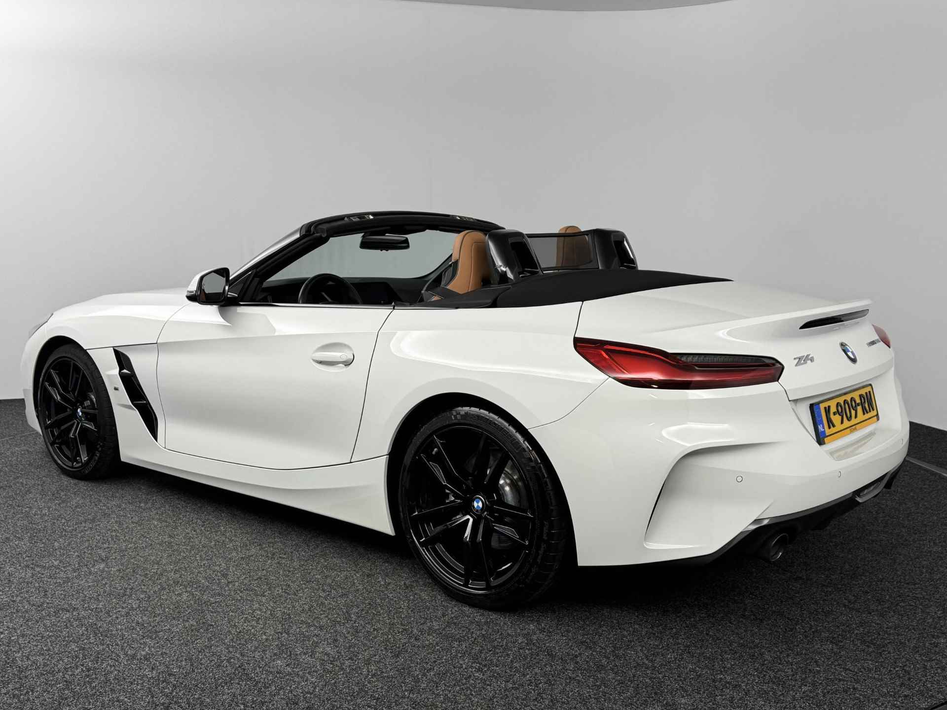 BMW Z4 Roadster sDrive20i M-Sport | Leder | Harman Kardon | stoelverwarming| dodehoek detectie | lederen bekleding | - 7/45