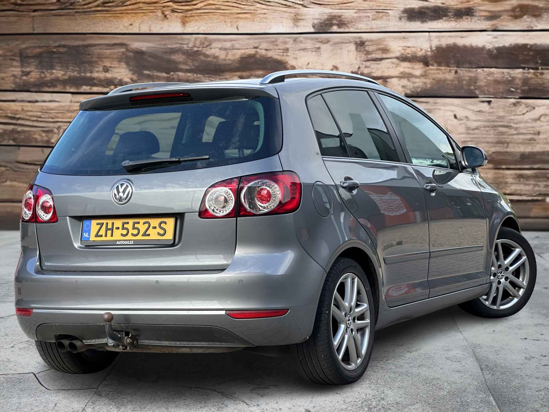 Volkswagen Golf Plus 1.4 TSI Highline | PDC voor en achter | LMV | Zeer nette auto! - 4/22