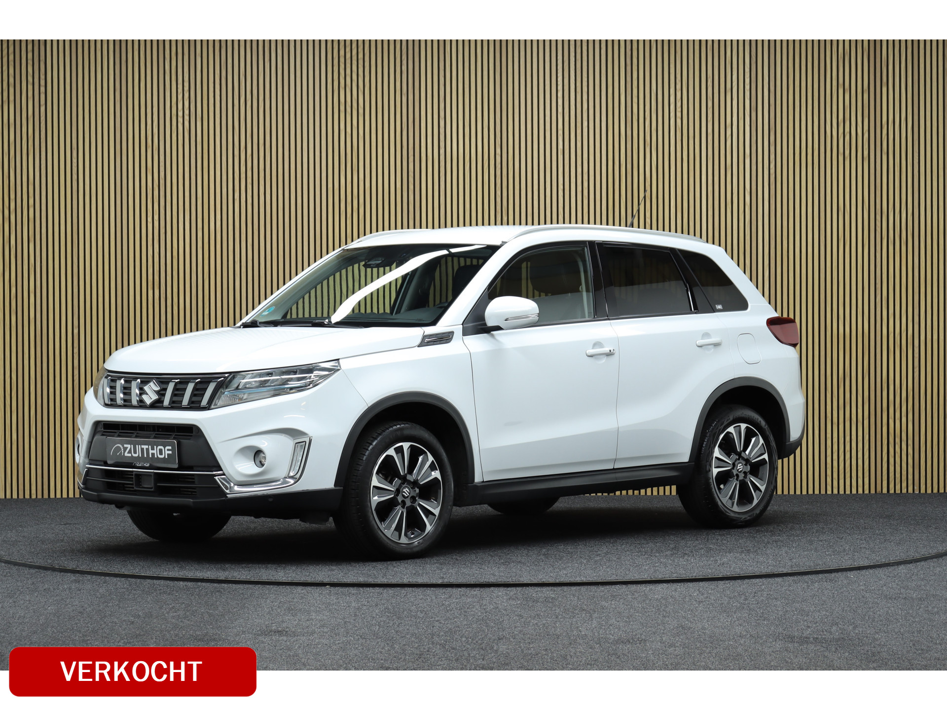 Suzuki Vitara 1.4 Boosterjet Style Smart Hybrid | Leder | Navigatie | Parkeersensoren