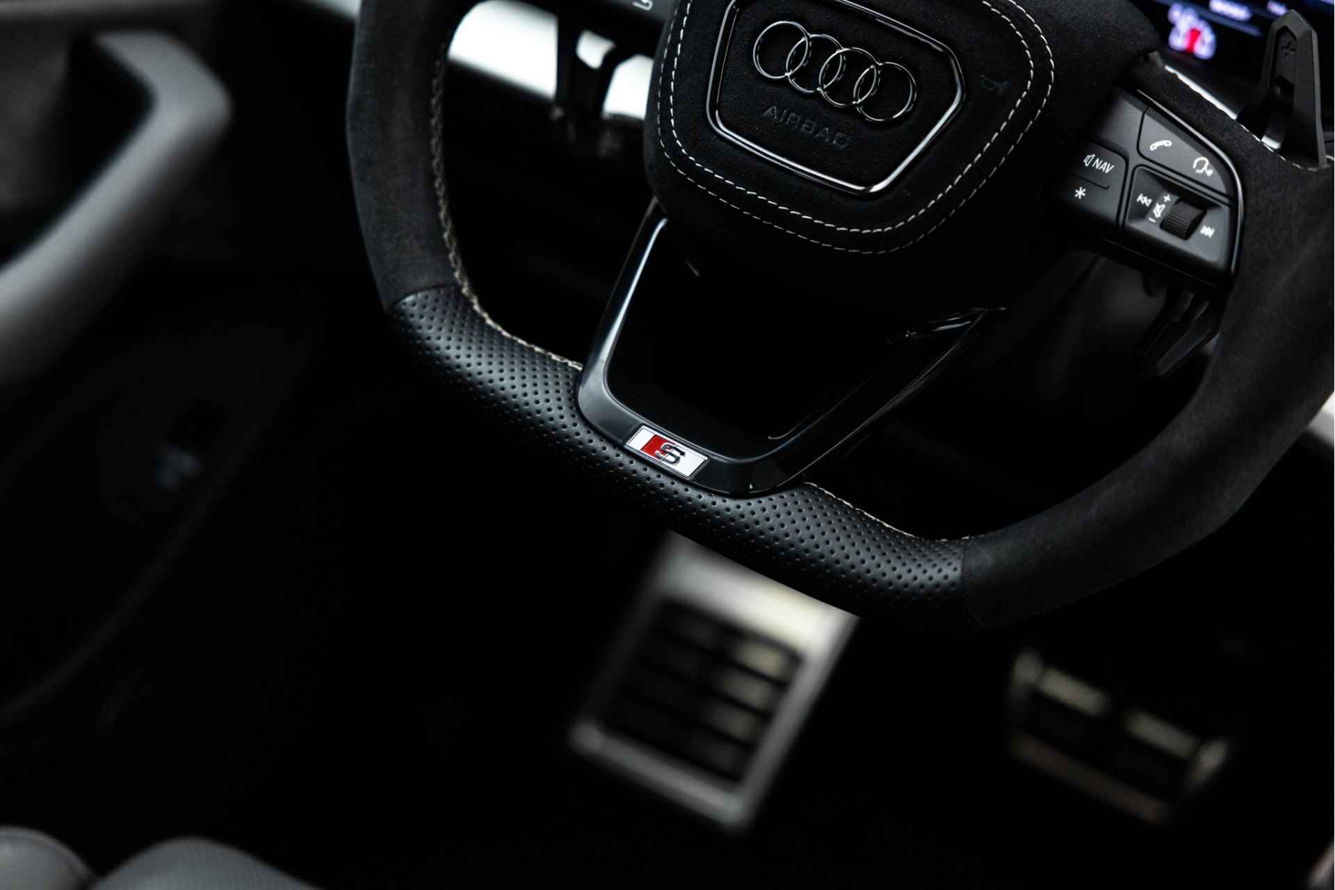 Audi SQ8 4.0 TDI quattro | Keramisch | Carbon | Pano | 4W Sturing | 23" | Stoelkoeling - 18/59