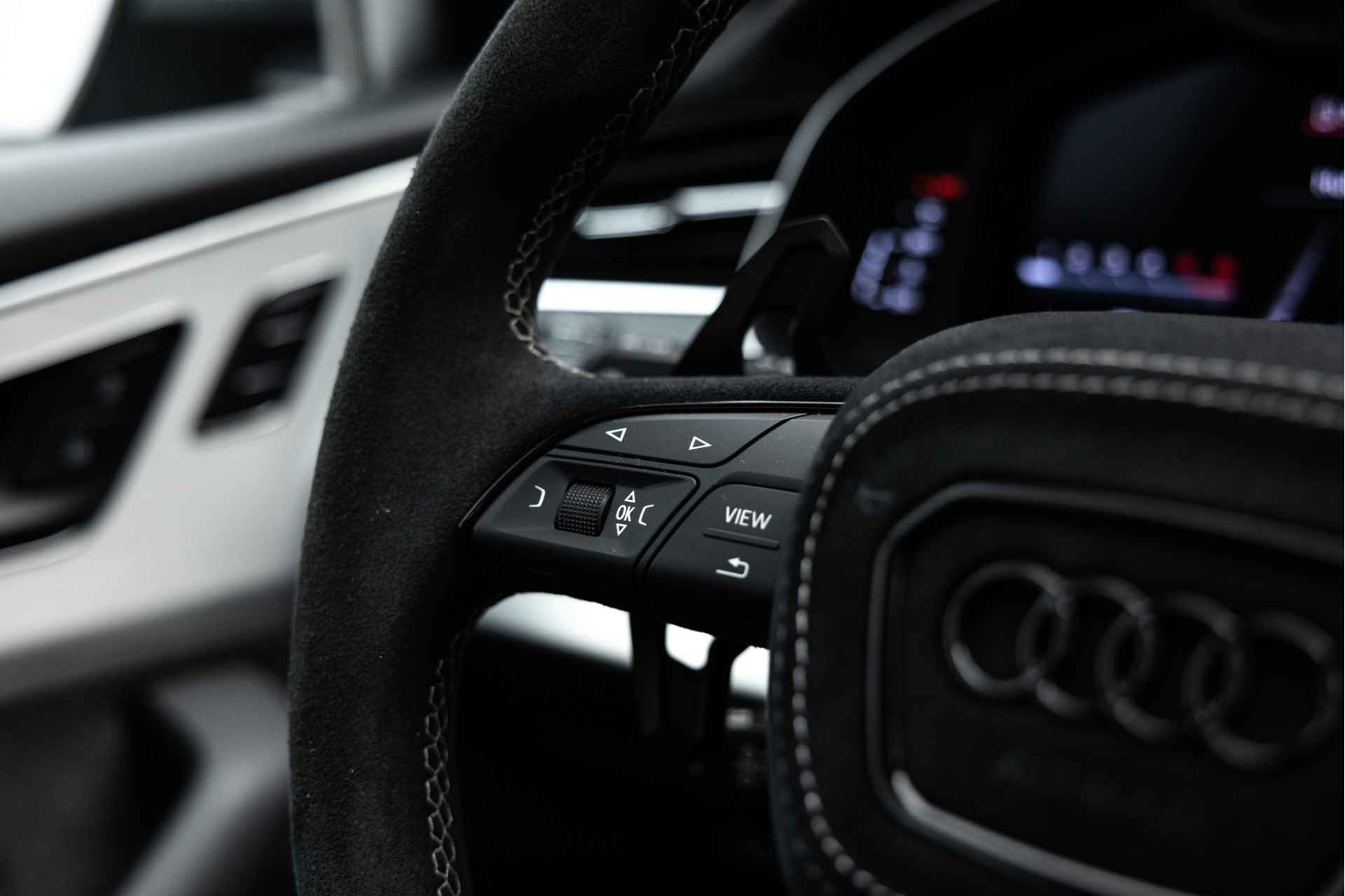 Audi SQ8 4.0 TDI quattro | Keramisch | Carbon | Pano | 4W Sturing | 23" | Stoelkoeling - 31/59