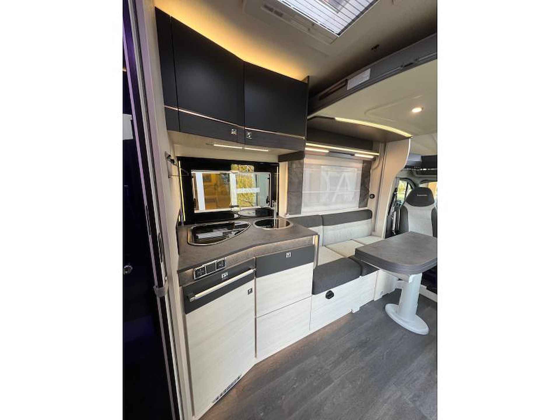 Chausson Premium  650 - 8/17