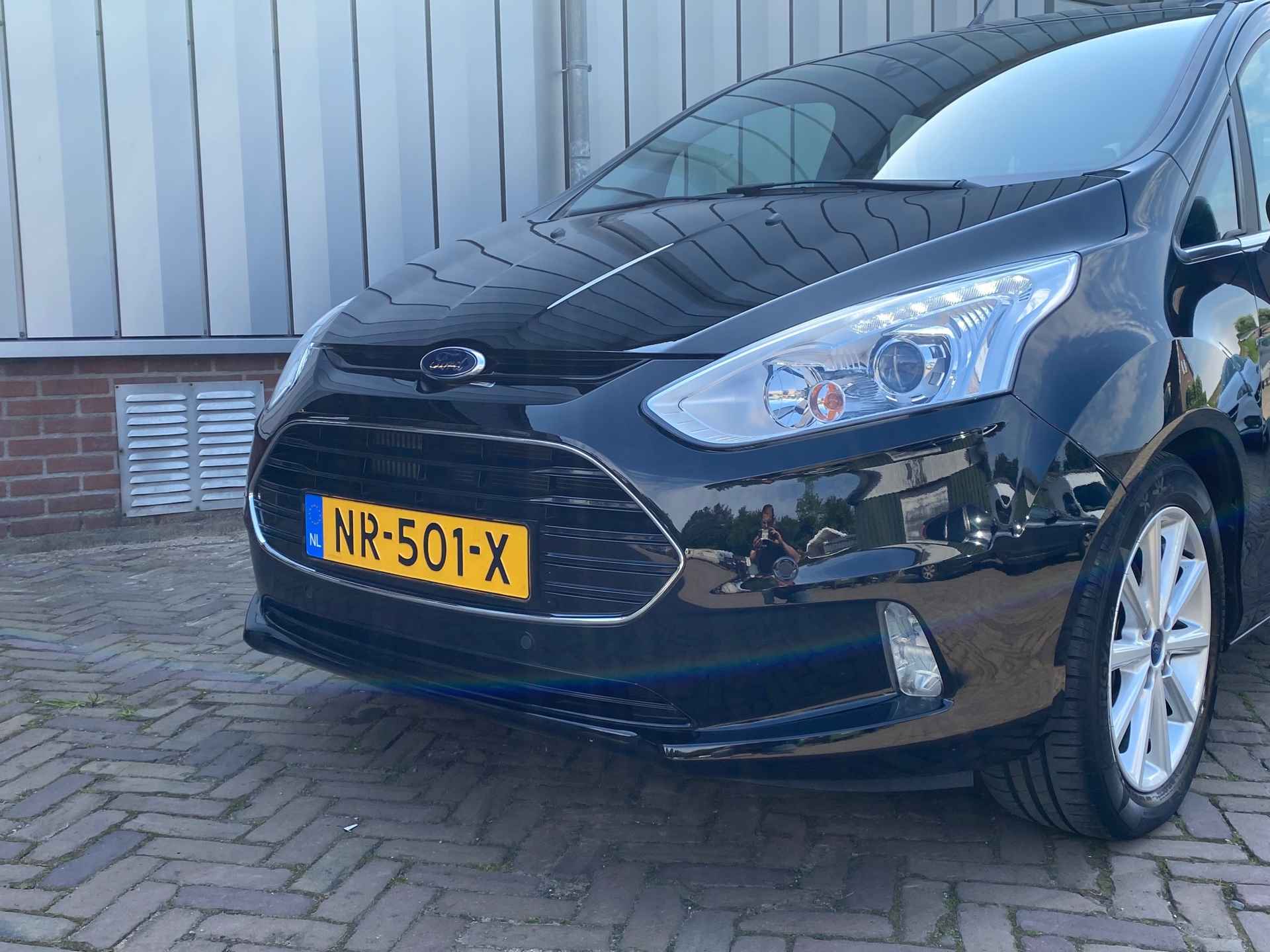 Ford B-Max 1.0 EcoBoost Titanium - 3/27