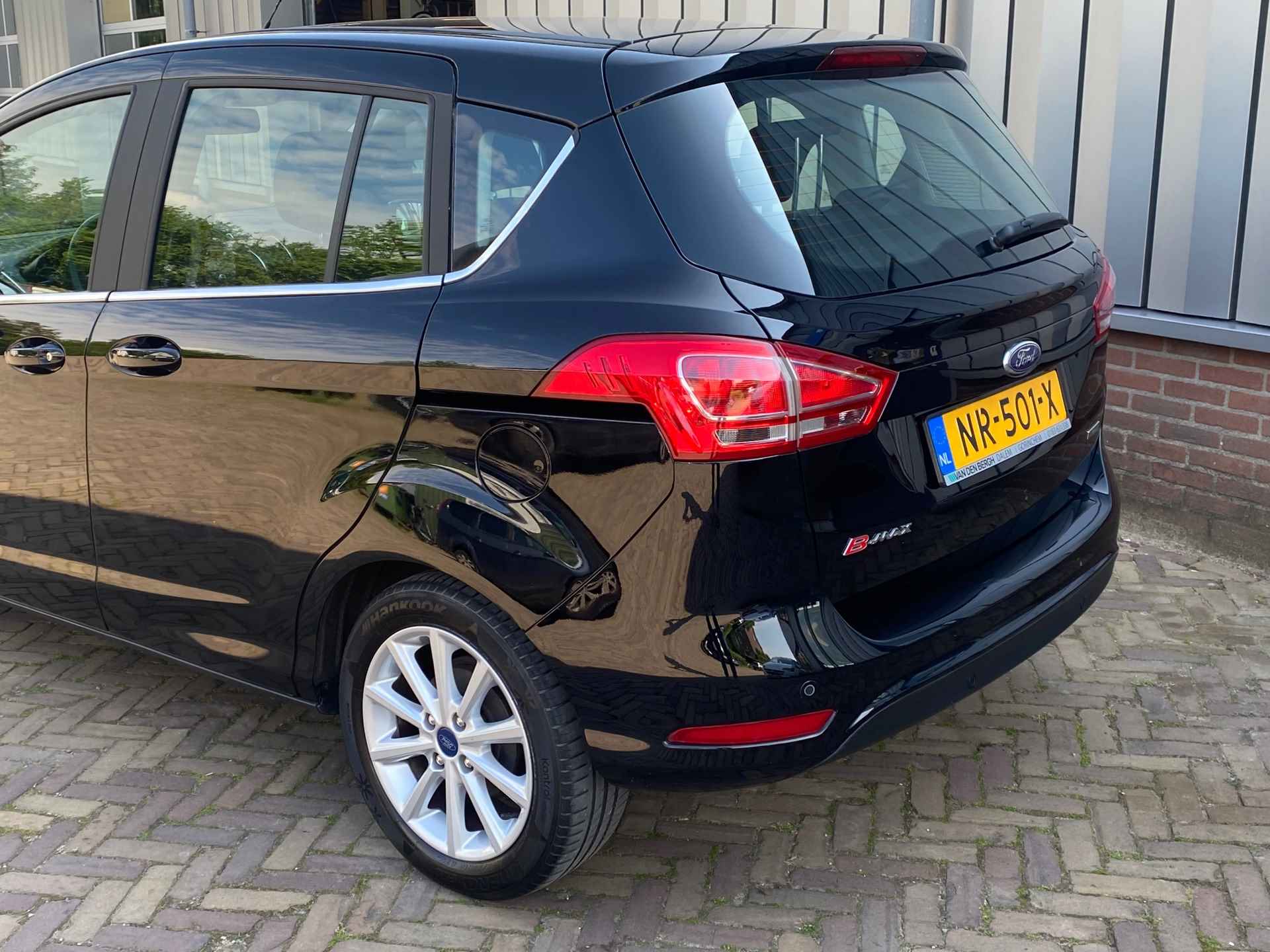 Ford B-Max 1.0 EcoBoost Titanium - 20/27