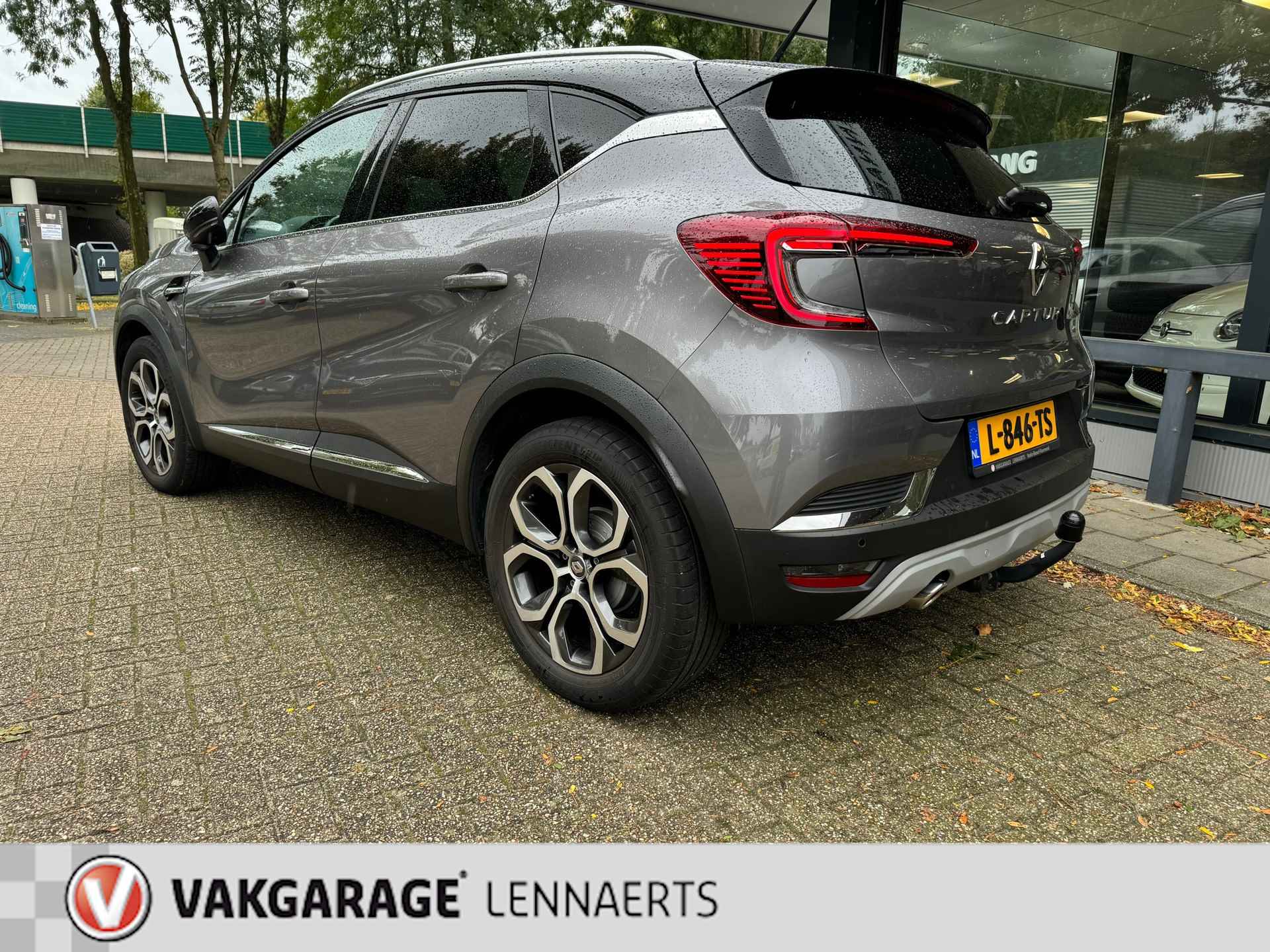 Renault Captur 1.3 TCe 140 Intens, Navi, 18", ECC, trekhaak, ect. Rijklaarprijs / 12 mnd garantie - 5/23