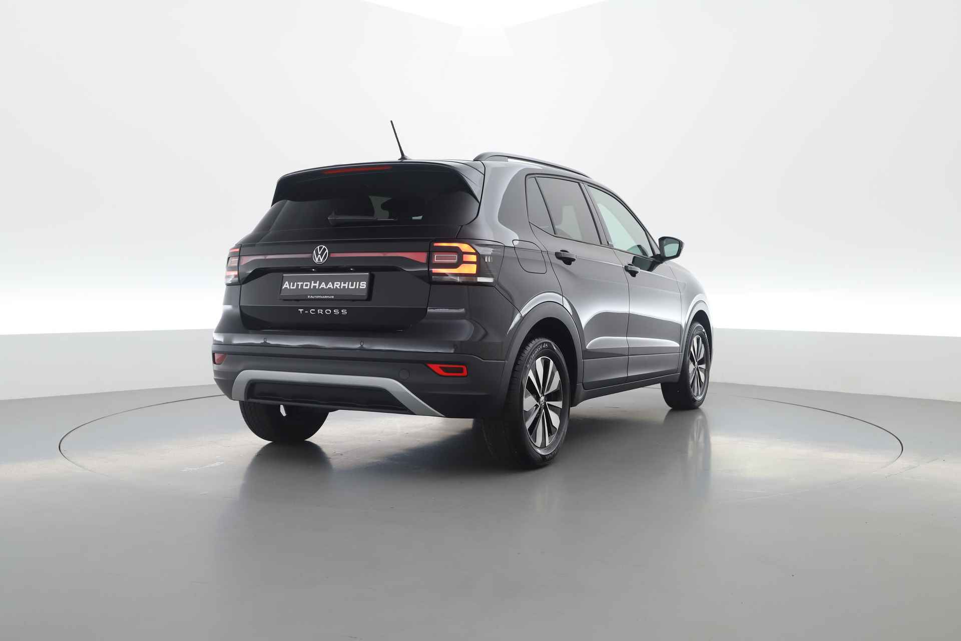 Volkswagen T-Cross 1.0 TSI DSG | Navi | Adapt. Cruise | Stoelverw. | LED | Apple CarPlay | All Season - 2/25