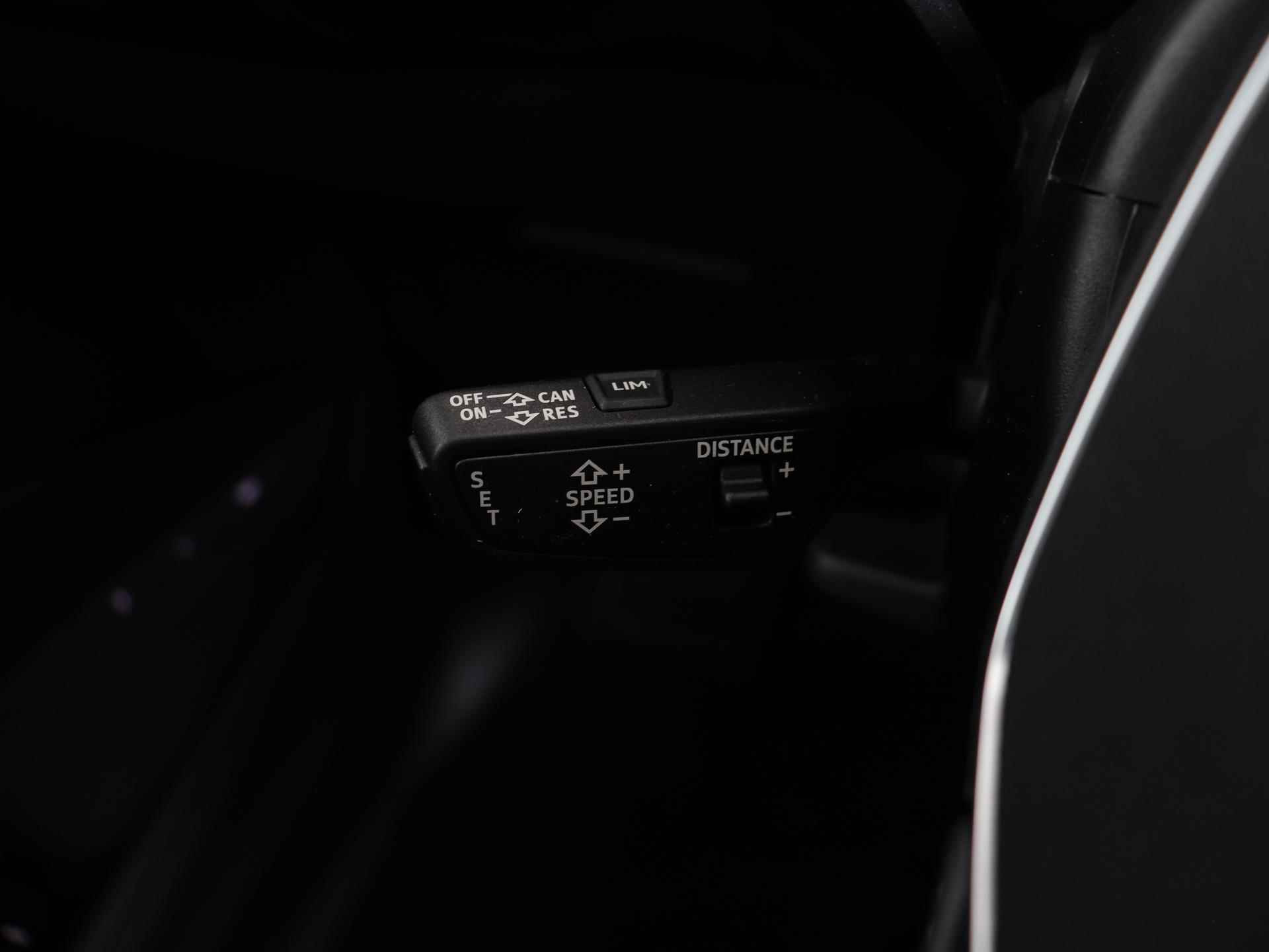 Audi e-tron 50 quattro S edition 71 kWh 313 PK | Adaptive Cruise | Panoramadak | Stoelverwarming | Getint Glas | LED | 21" | - 34/51