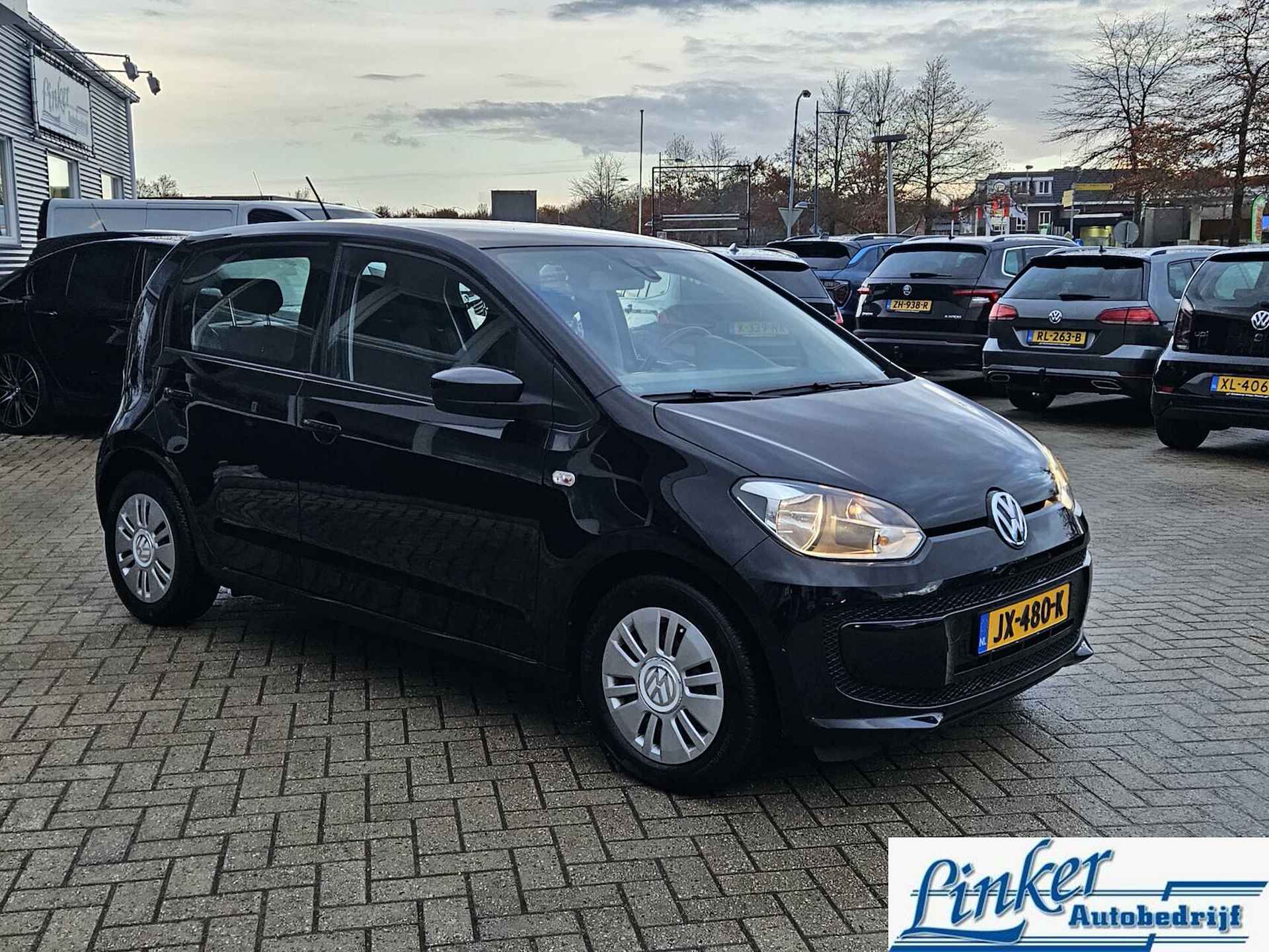 Volkswagen Up! 1.0 BMT move up! 5DRS AIRCO NLAUTO DEALER OND - 5/25