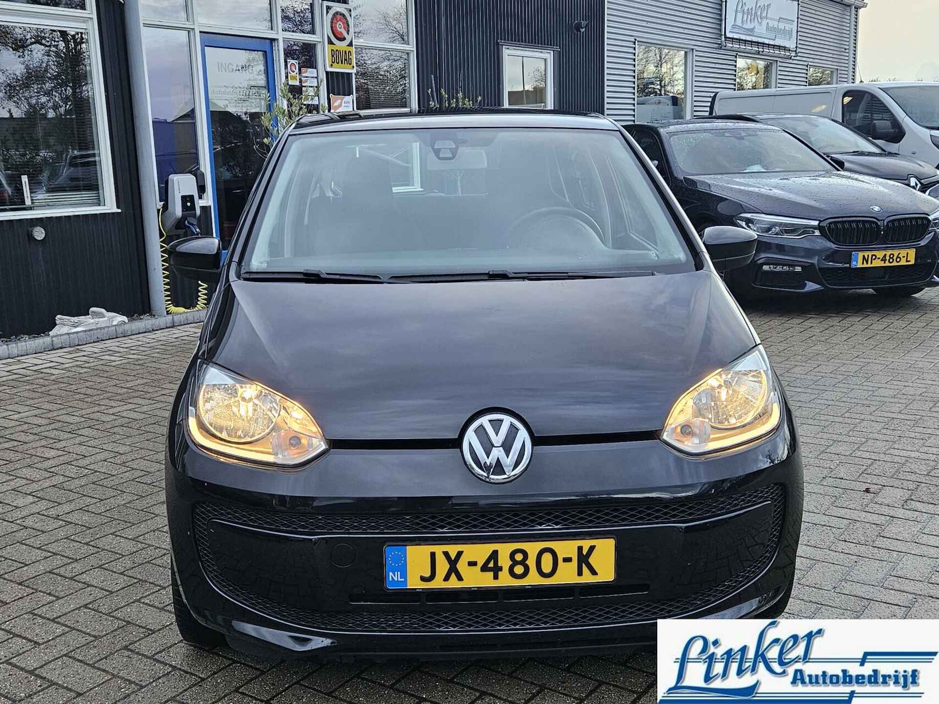 Volkswagen Up! 1.0 BMT move up! 5DRS AIRCO NLAUTO DEALER OND - 10/25