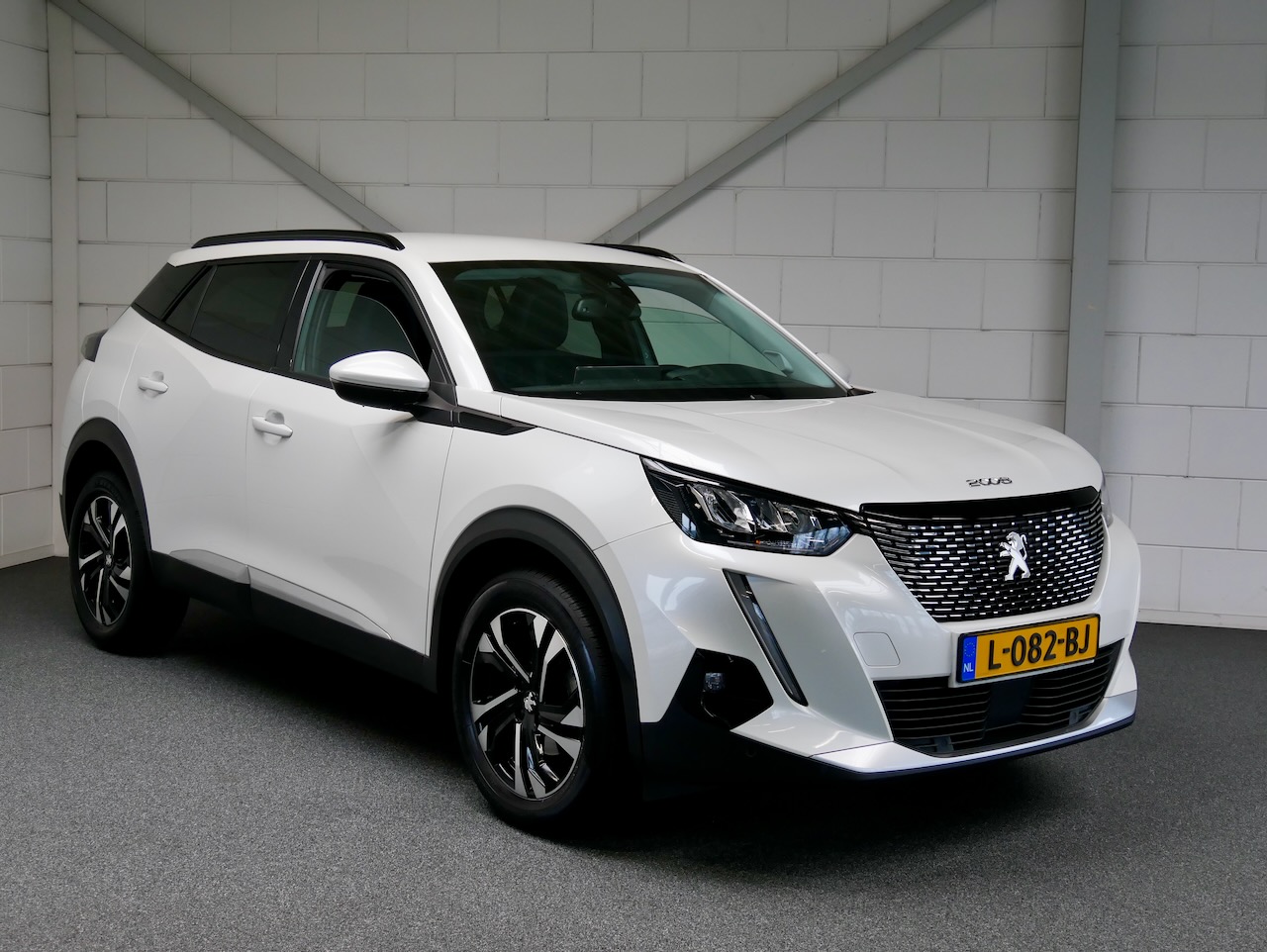 Peugeot 2008 1.2 PT Allure Navi/ECC/Cam/Carplay (all-incl. prijs)