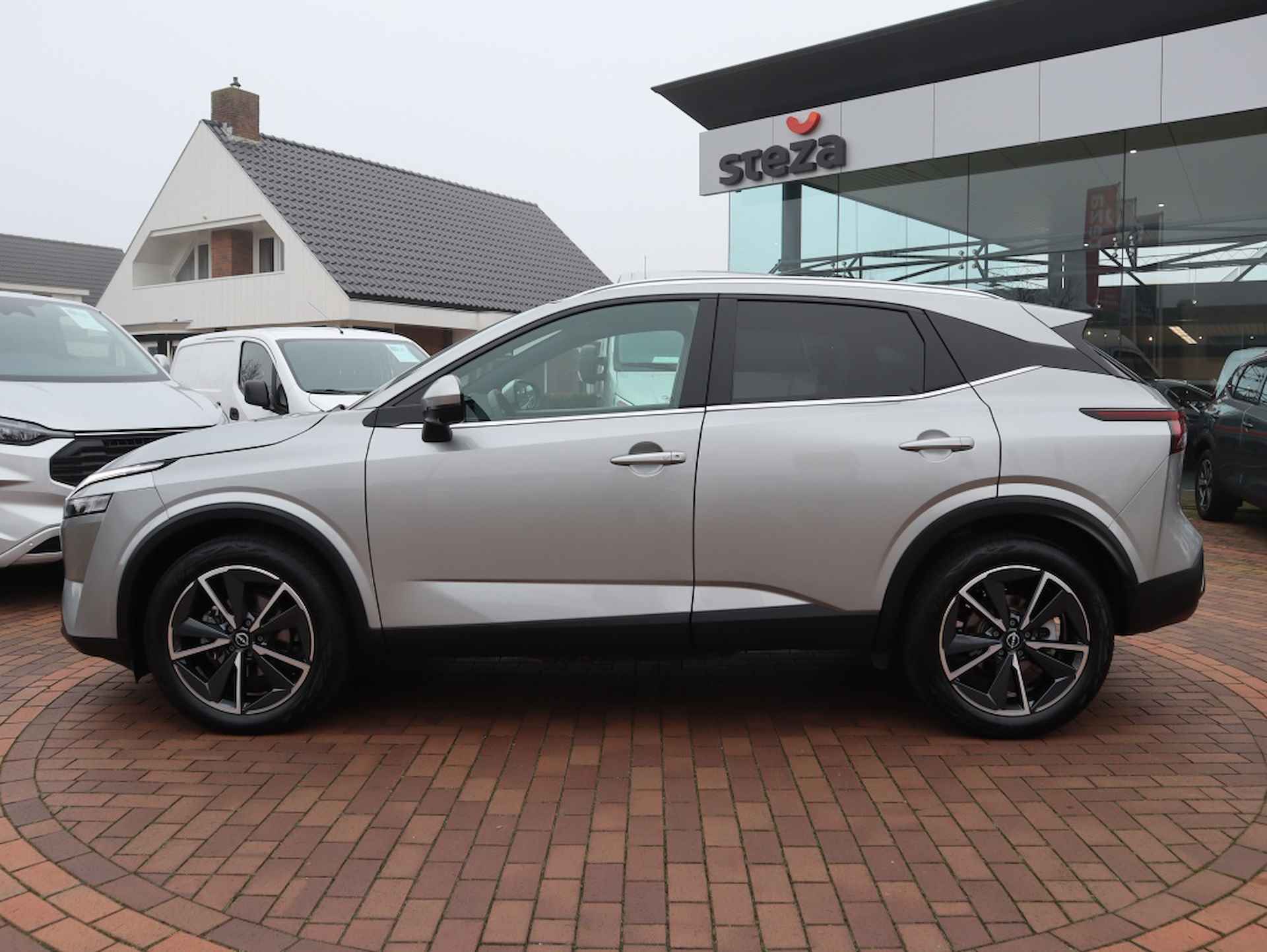 Nissan Qashqai 1.3 MHEV X-tronic Tekna / Adaptieve cruise control / 360 camera - 5/35