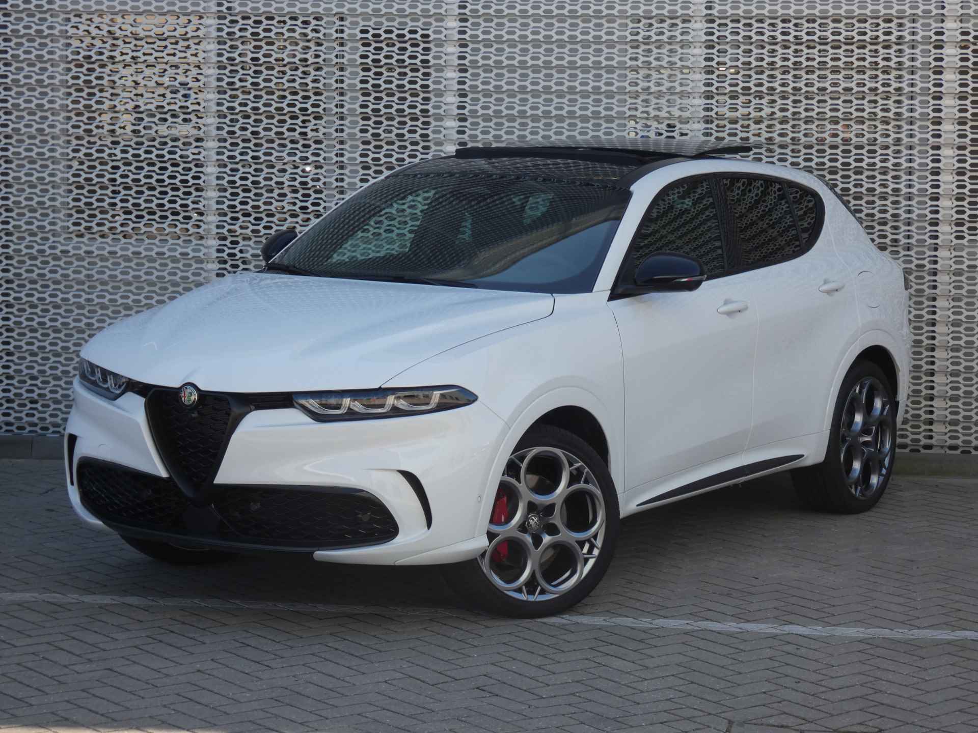 Alfa Romeo Tonale 1.3T 280PK PHEV Tributo Italiano | FULL OPTIONS | - 7/35