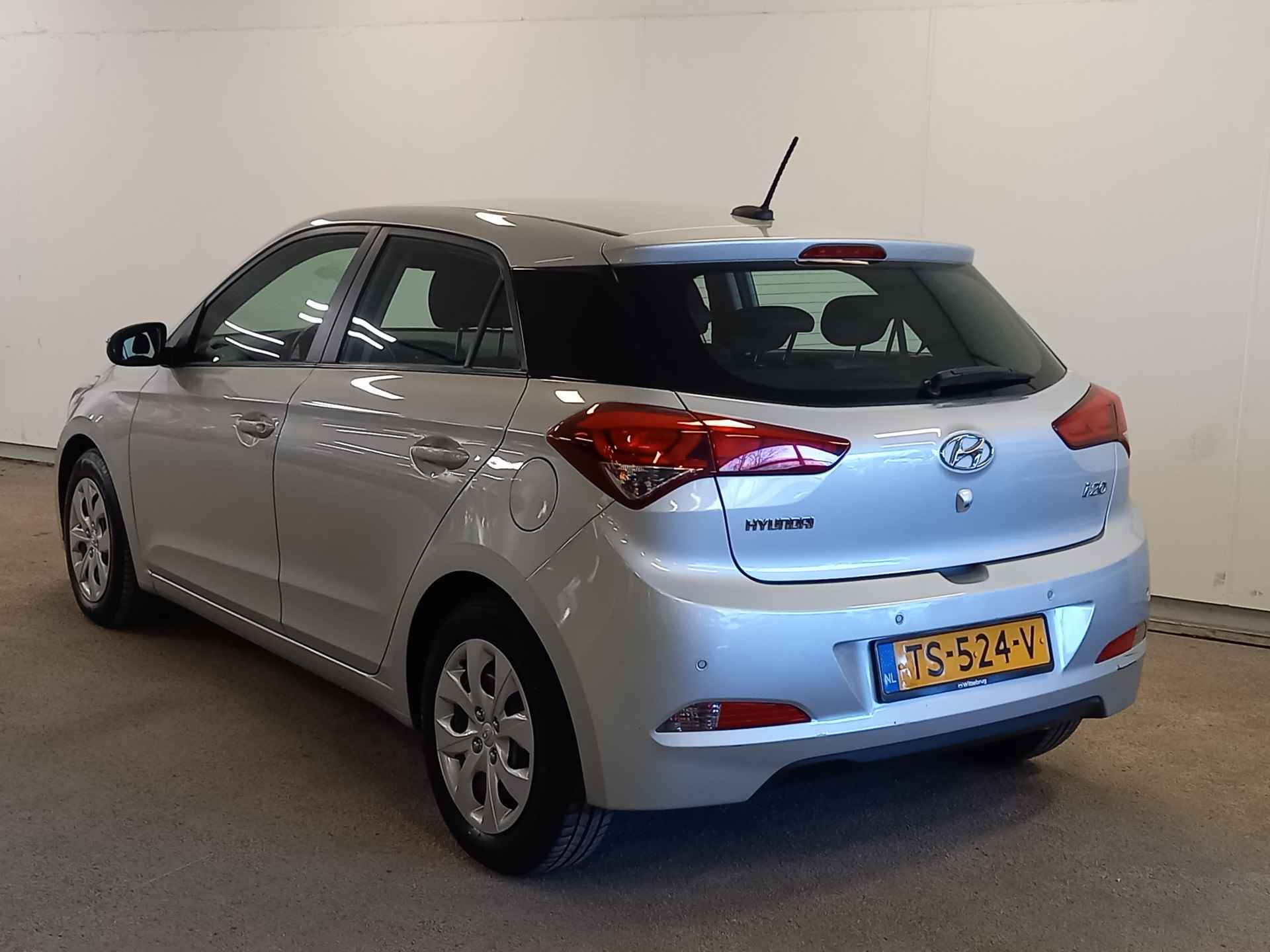 Hyundai i20 1.0 T-GDI Comfort met o.a. Navigatie en Camera! - 5/38