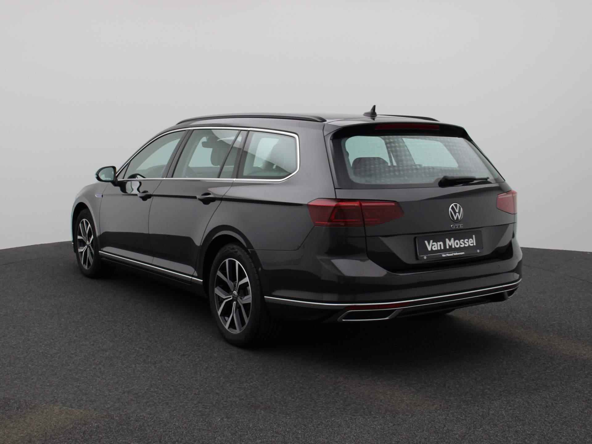 Volkswagen Passat 1.4 TSI PHEV GTE Business 218 PK | Automaat | Navigatie | Camera | Trekhaak | Adaptive Cruise Control | Climate Control | Stoelverwarming | LED | Lichtmetalen velgen | - 2/43