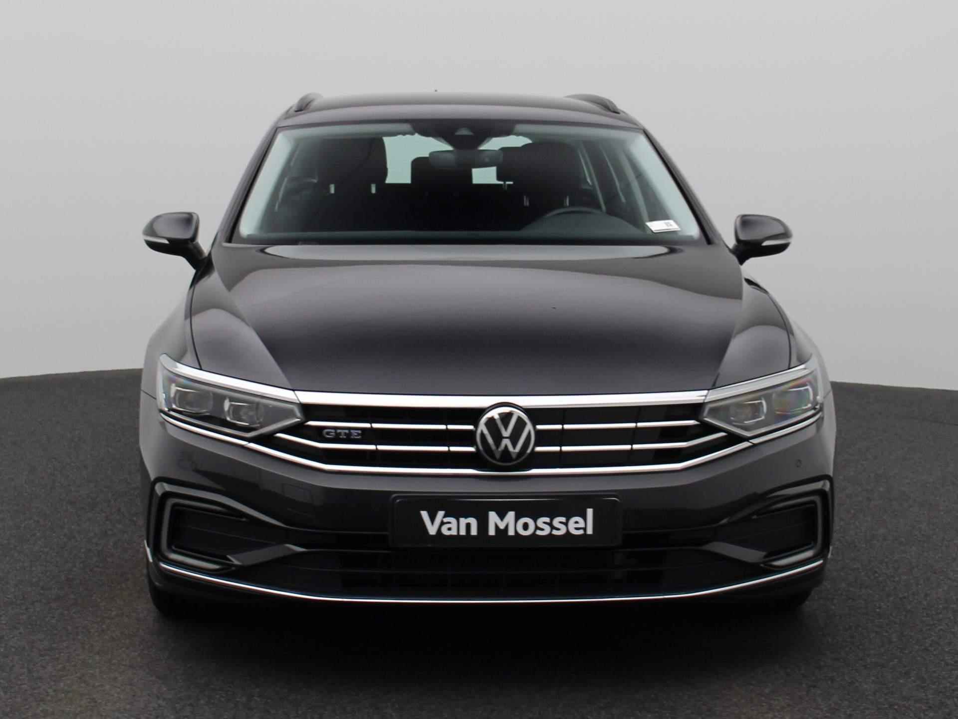 Volkswagen Passat 1.4 TSI PHEV GTE Business 218 PK | Automaat | Navigatie | Camera | Trekhaak | Adaptive Cruise Control | Climate Control | Stoelverwarming | LED | Lichtmetalen velgen | - 3/43