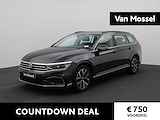 Volkswagen Passat 1.4 TSI PHEV GTE Business 218 PK | Automaat | Navigatie | Camera | Trekhaak | Adaptive Cruise Control | Climate Control | Stoelverwarming | LED | Lichtmetalen velgen |