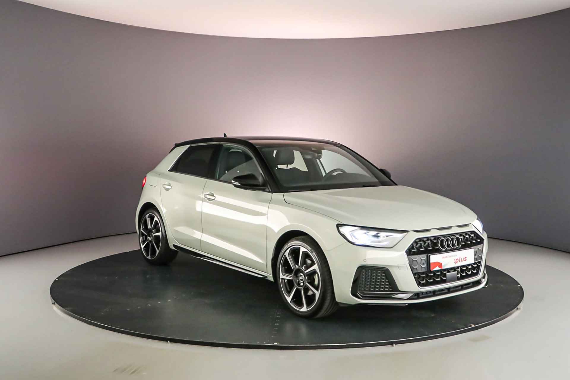 Audi A1 Sportback Advanced Edition 35 TFSI 150pk | Sonos | S-Line | Navi | LED | Adapt. Cruise | Sfeerverlichting | 18 inch | Keyless | Stoelverwarming | Optiek Zwart - 6/44