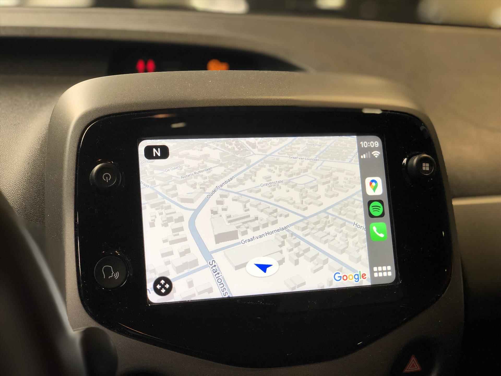 Toyota Aygo 1.0 VVT-i x-joy | Apple CarPlay/Android Auto, lichtmetalen velgen, Airconditioning, In hoogte verstelbare stoel, Parkeercamera - 19/34