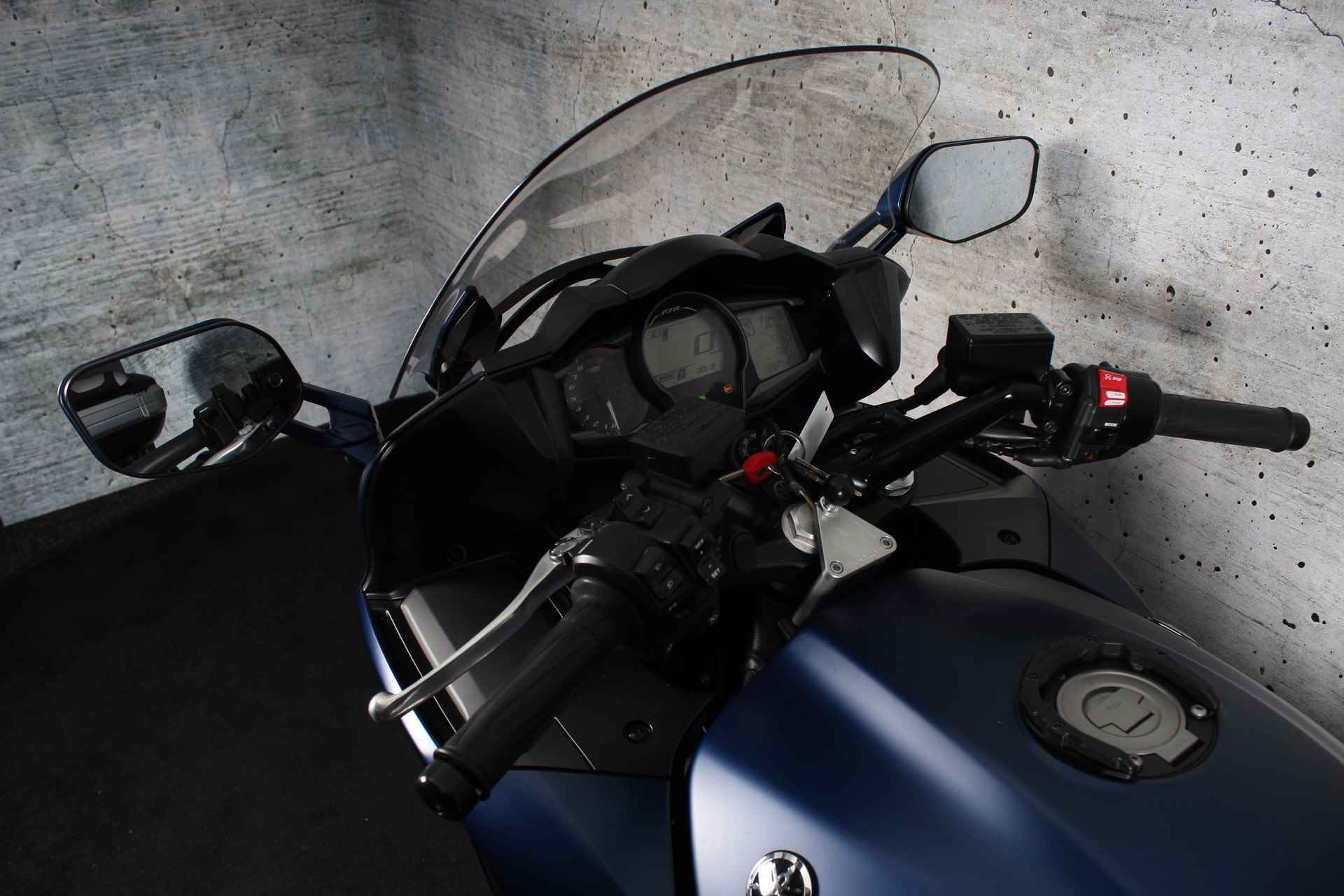 Yamaha FJR 1300 AE ABS - 15/20