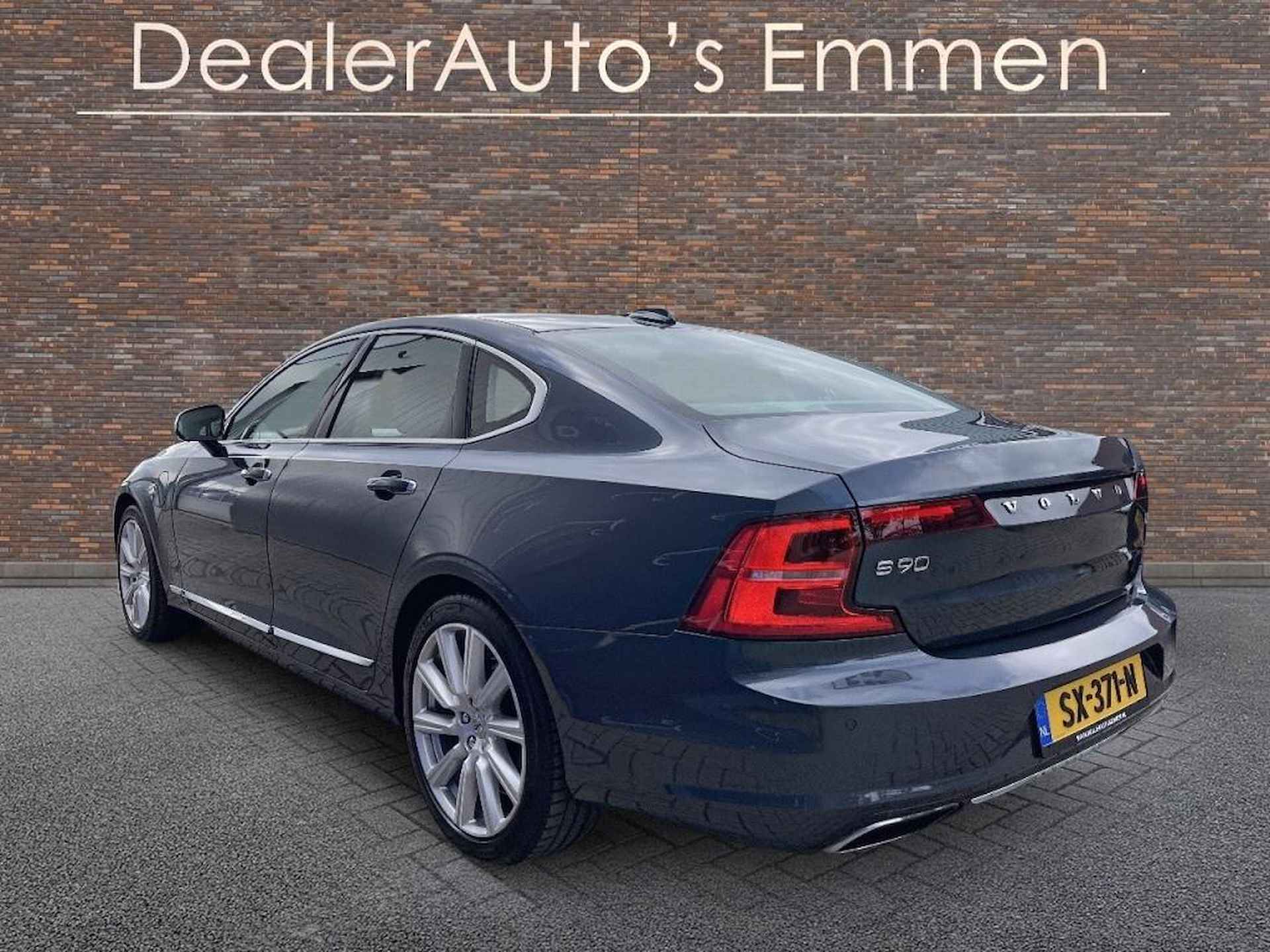 Volvo S90 2.0 T8 AWD Inscript. - 3/42