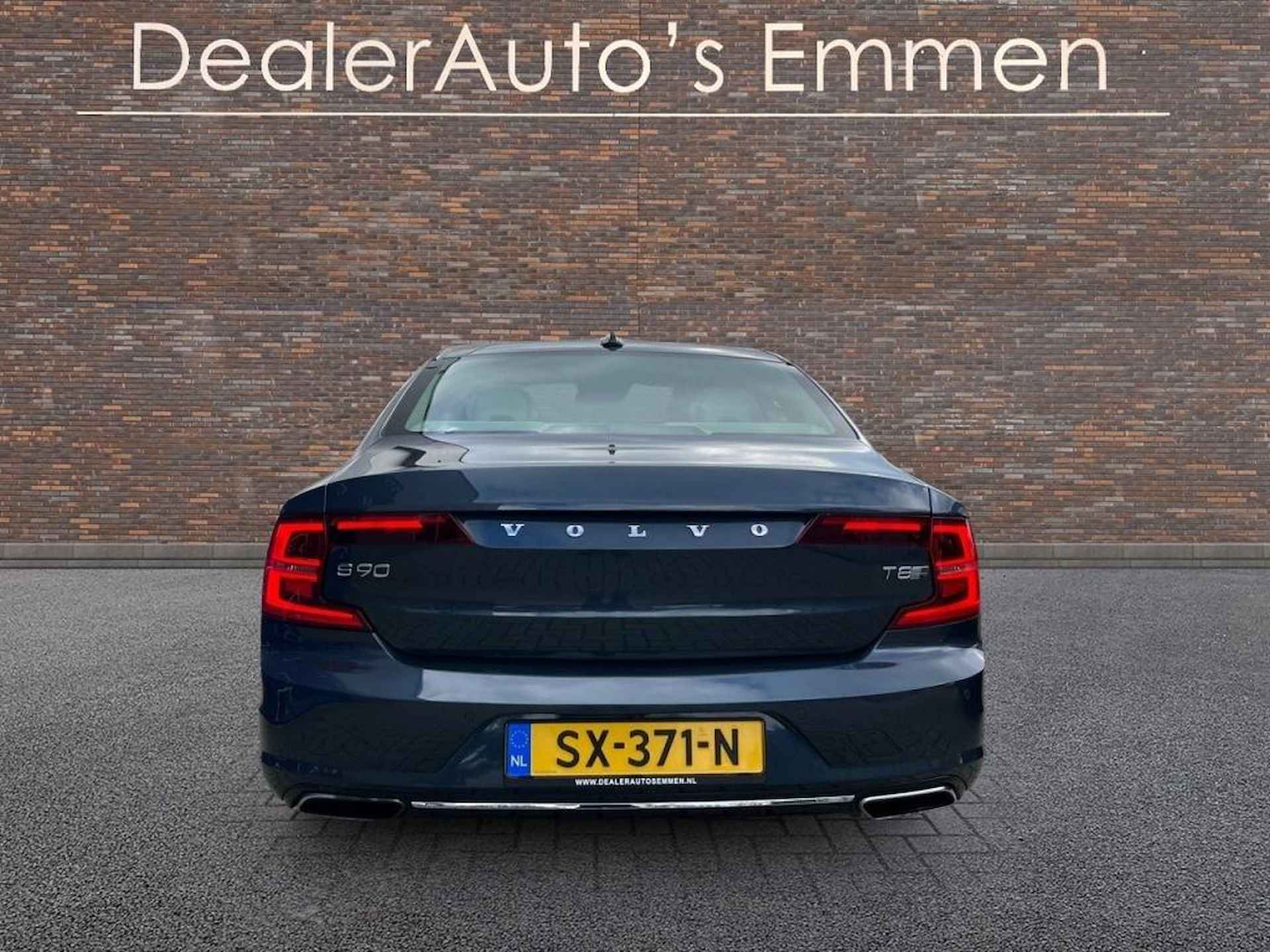 Volvo S90 2.0 T8 AWD Inscript. - 11/42