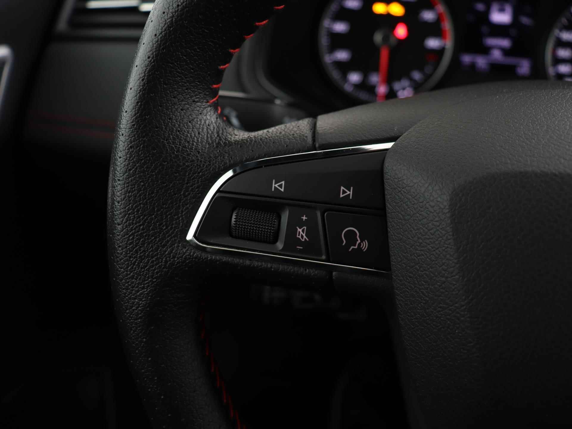 SEAT Arona 1.0 TSI 95 PK FR Business Intense | Adaptive Cruise Control | Keyless | Camera | Navigatie | - 30/47