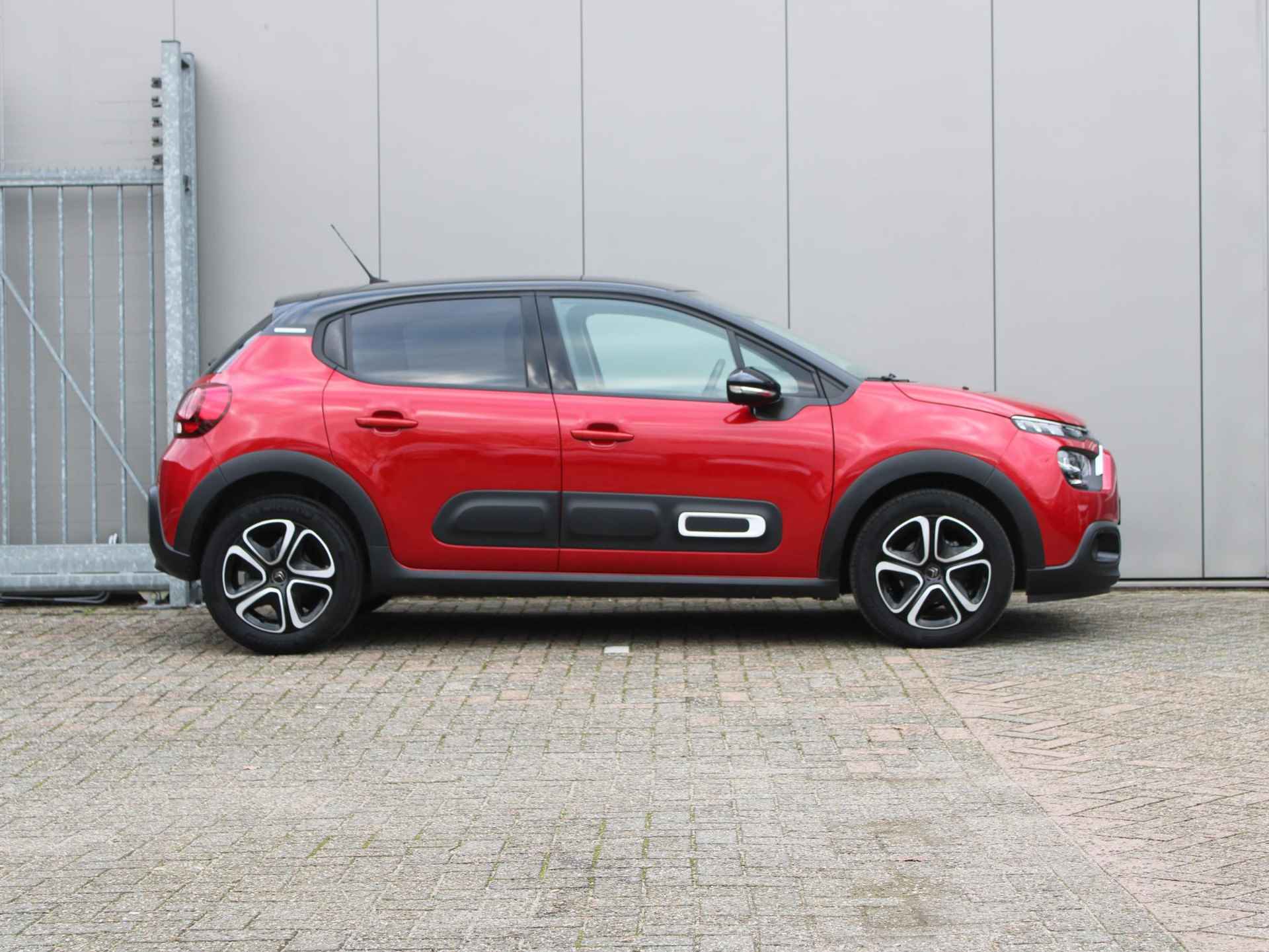 Citroen C3 1.2 PureTech Feel | Navi / Climate / Cruise - 8/24