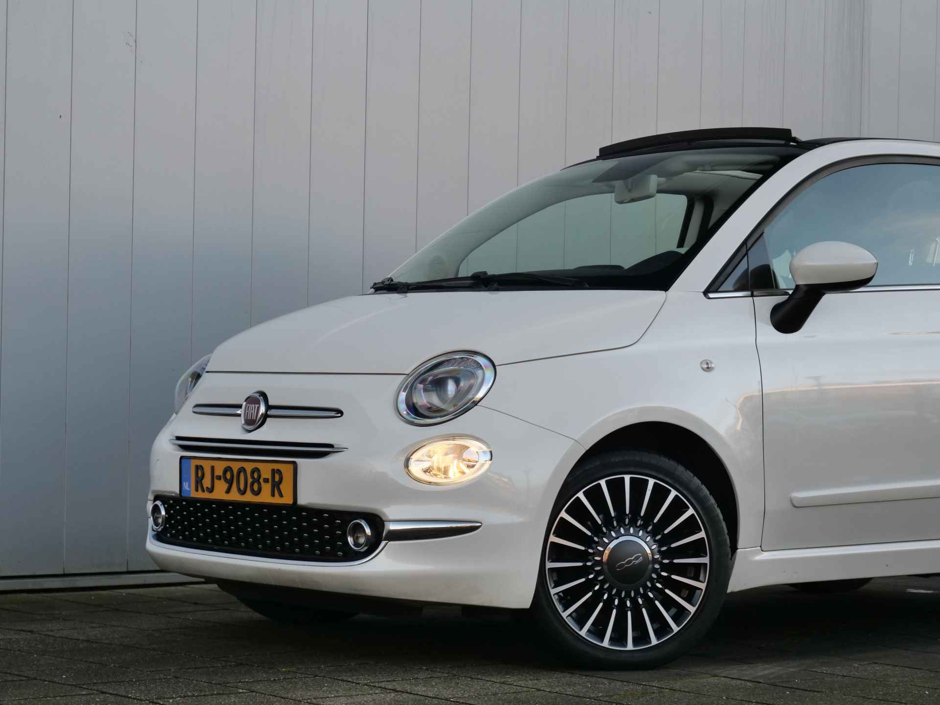 Fiat 500C 0.9 TwinAir 86 Pk Automaat DAB / Climate control / Parkeersensoren/ Leer - 18/43