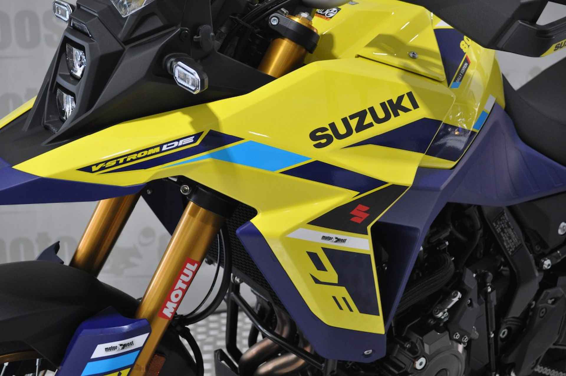 SUZUKI V-strom 800 De RALLY EDITION - 9/24