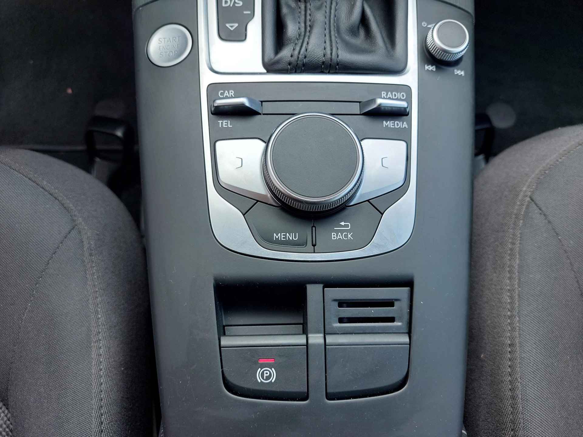 Audi A3 Sportback 40 e-tron Advance Sport | S-Line | Trekhaak | Camera | 100% onderhouden - 30/38