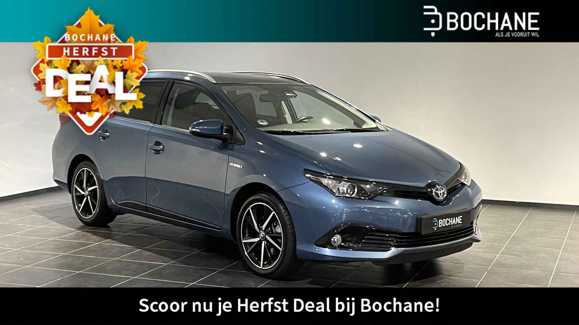 Toyota Auris Touring Sports 1.8 Hybrid Dynamic Ultimate | Navigatie | Trekhaak | Panoramadak - 1/26