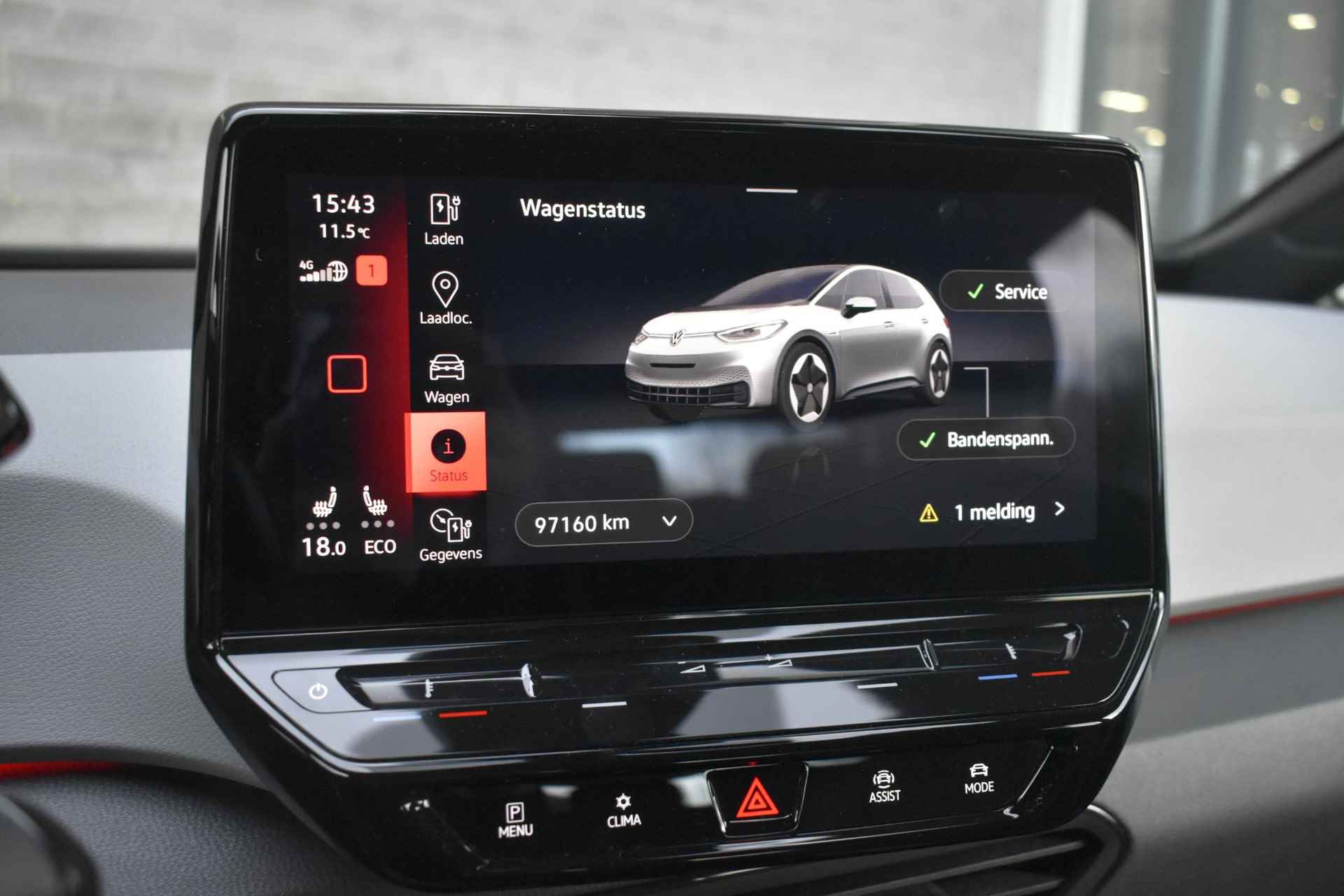 Volkswagen ID.3 First Plus 58 kWh / 91% SOH / Stoelverwarming / Navigatie / LED Koplampen / Camera / All season - 17/40