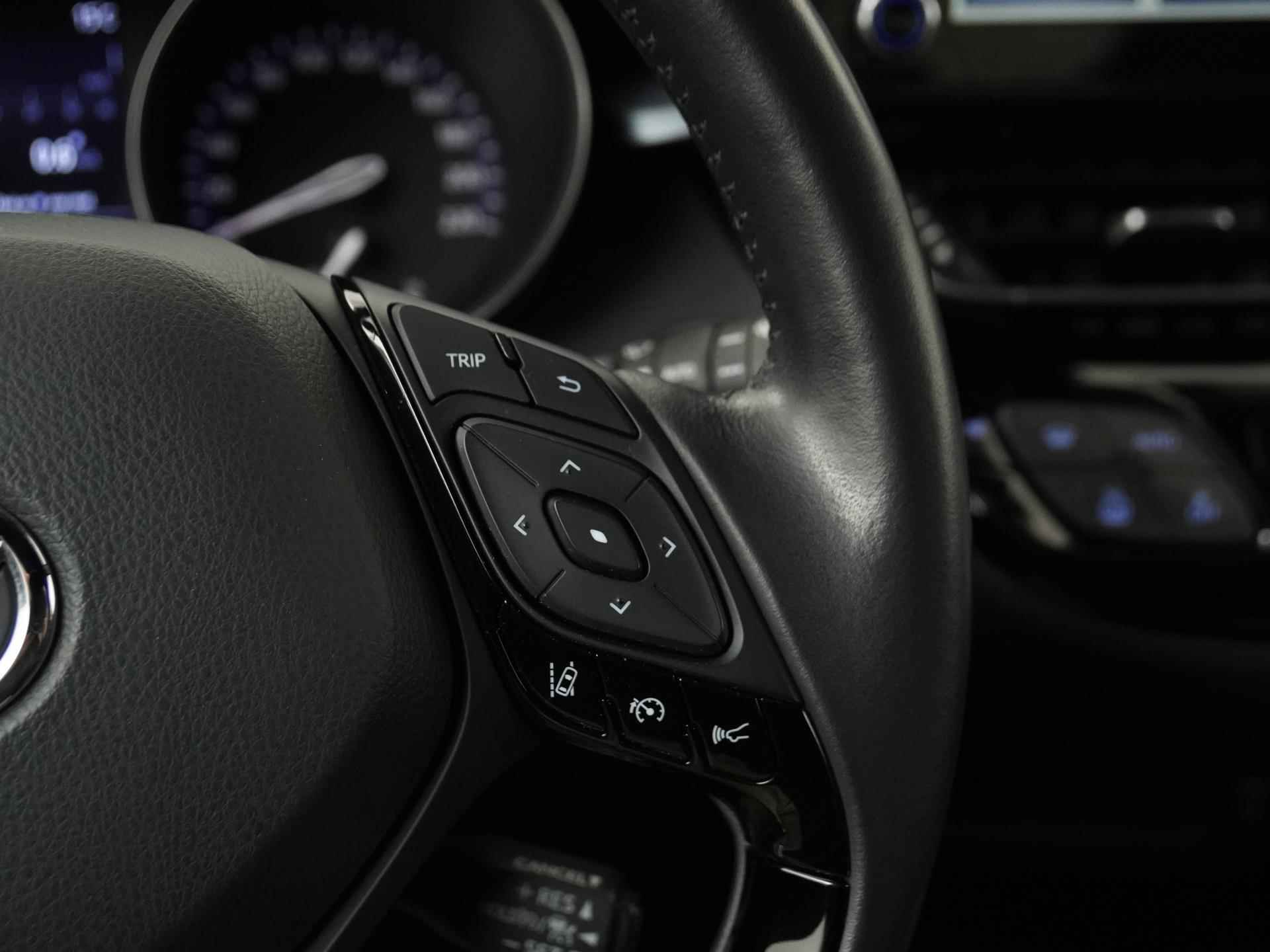 Toyota C-HR 1.8 Hybrid Style | LED | Trekhaak | Camera | Adapt cruise | Zondag Open! - 9/37
