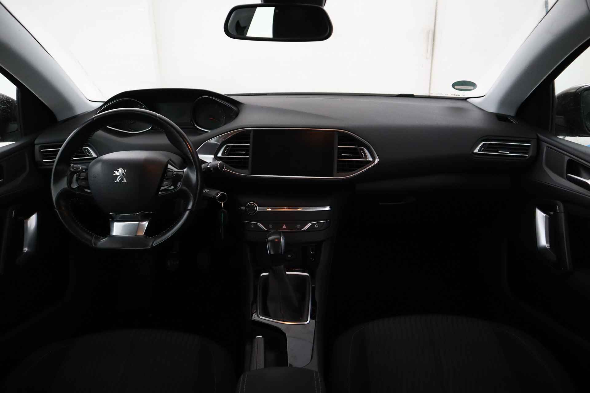 Peugeot 308 1.2 VTi Active 5 Deurs hb, Navigatie, Cruise, Lmv, - 8/15