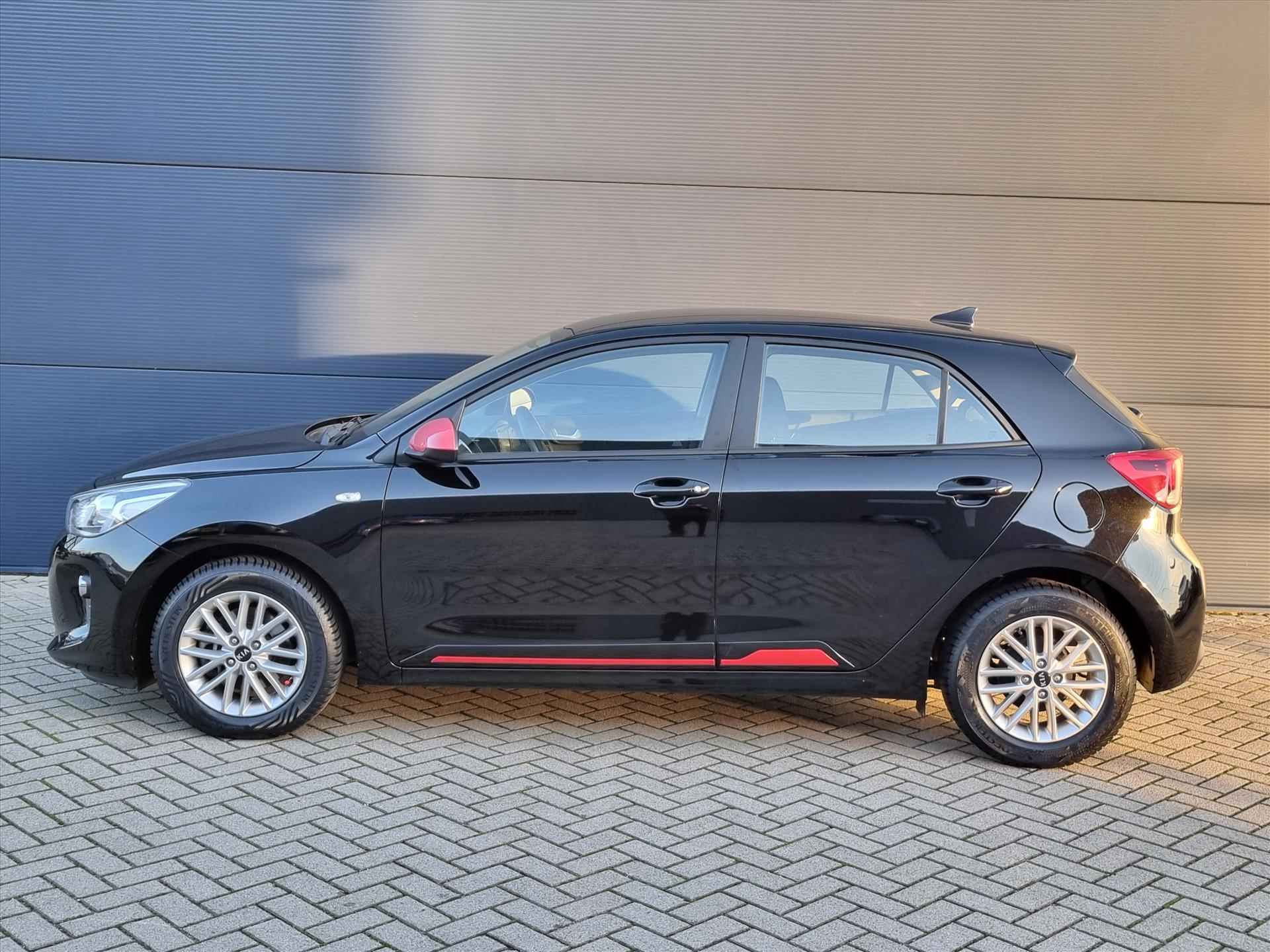 KIA Rio 1.0 T-GDI 100pk DynamicLine | Navigatie | Airco | Camera | Apple Carplay | All Season Banden | - 2/33