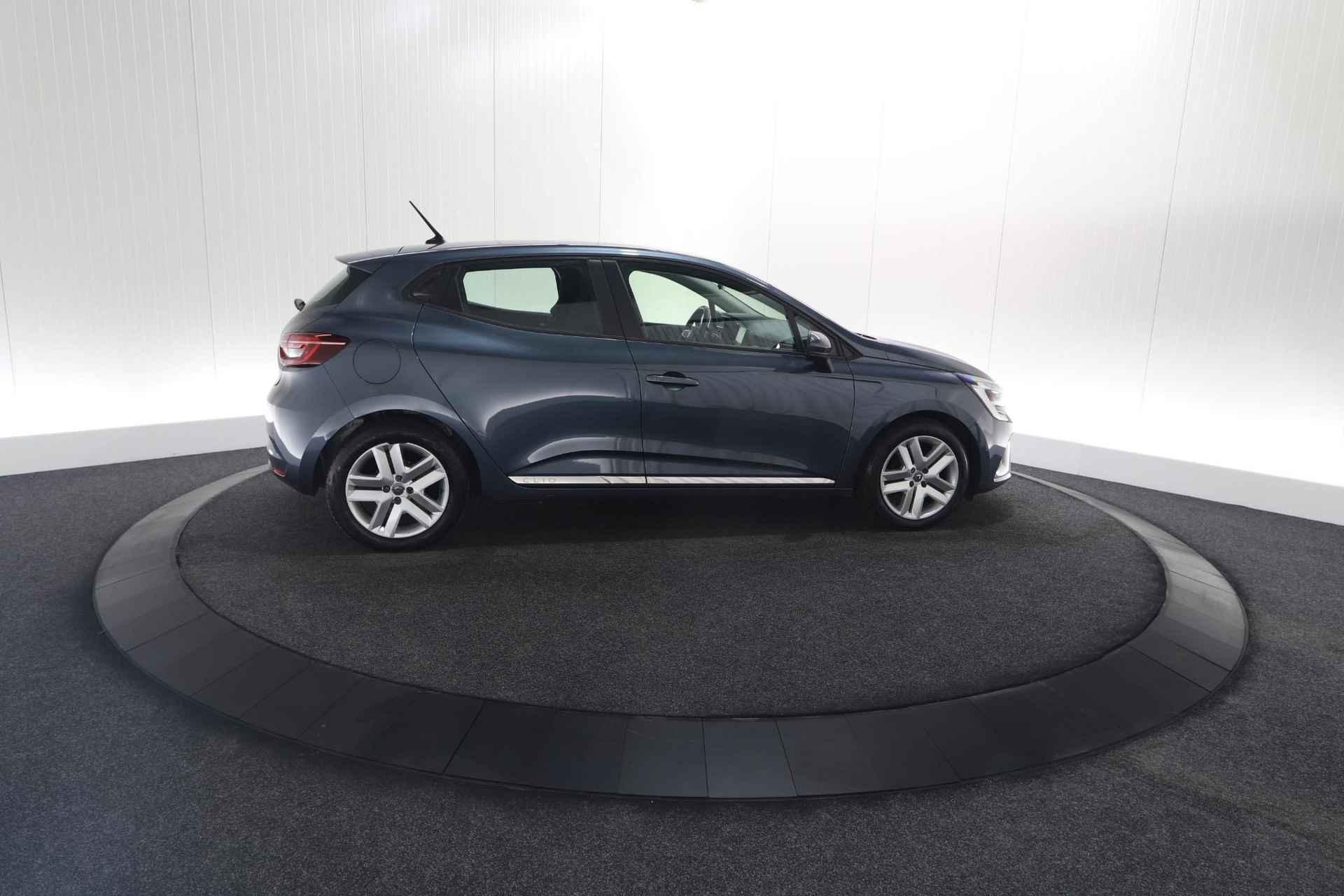 Renault Clio TCe 100 Zen | Parkeersensoren | Navigatie | Climate Control | Apple Carplay - 9/78