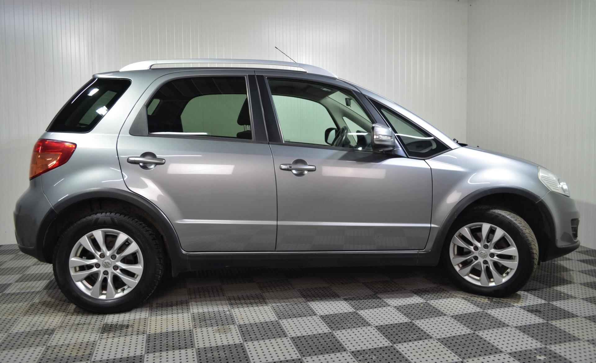 Suzuki SX4 1.6 Expressive / Navi. / Airco / Stoelverwarming / NL auto - 2/23